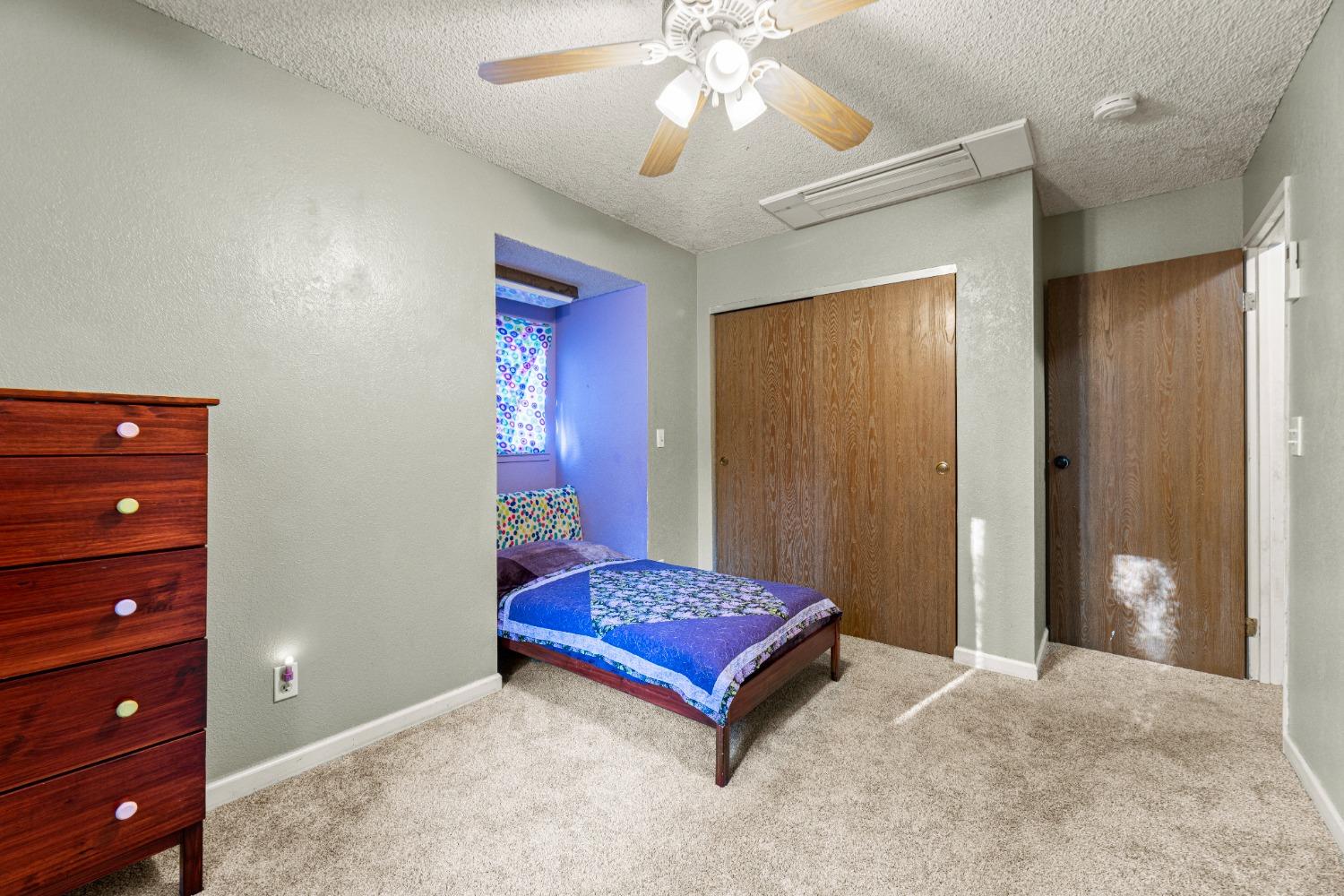 5415 Buttercup Drive