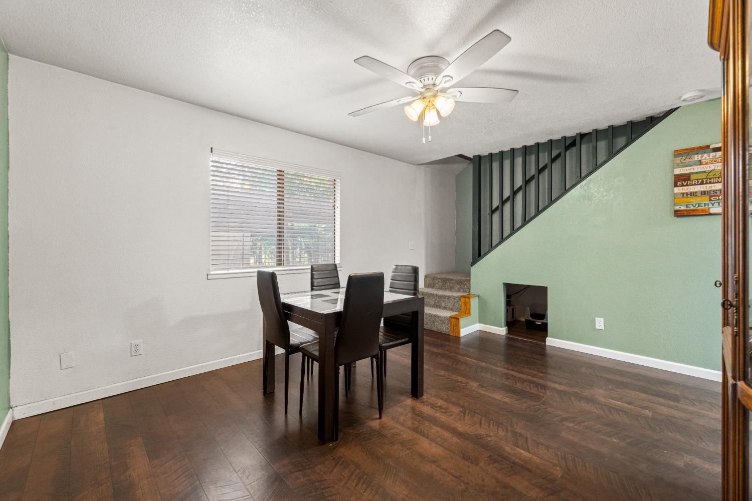 5415 Buttercup Drive