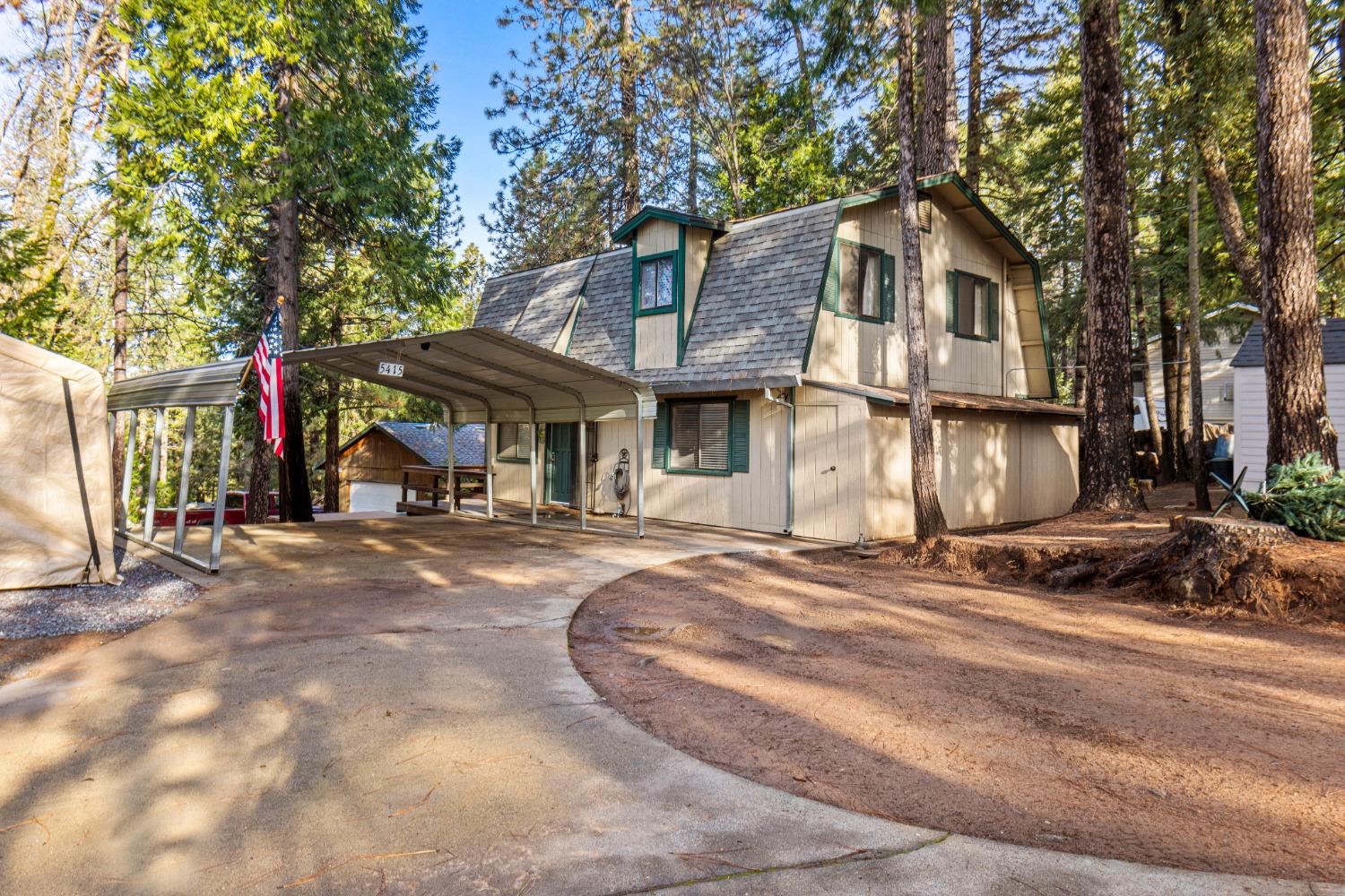 5415 Buttercup Drive