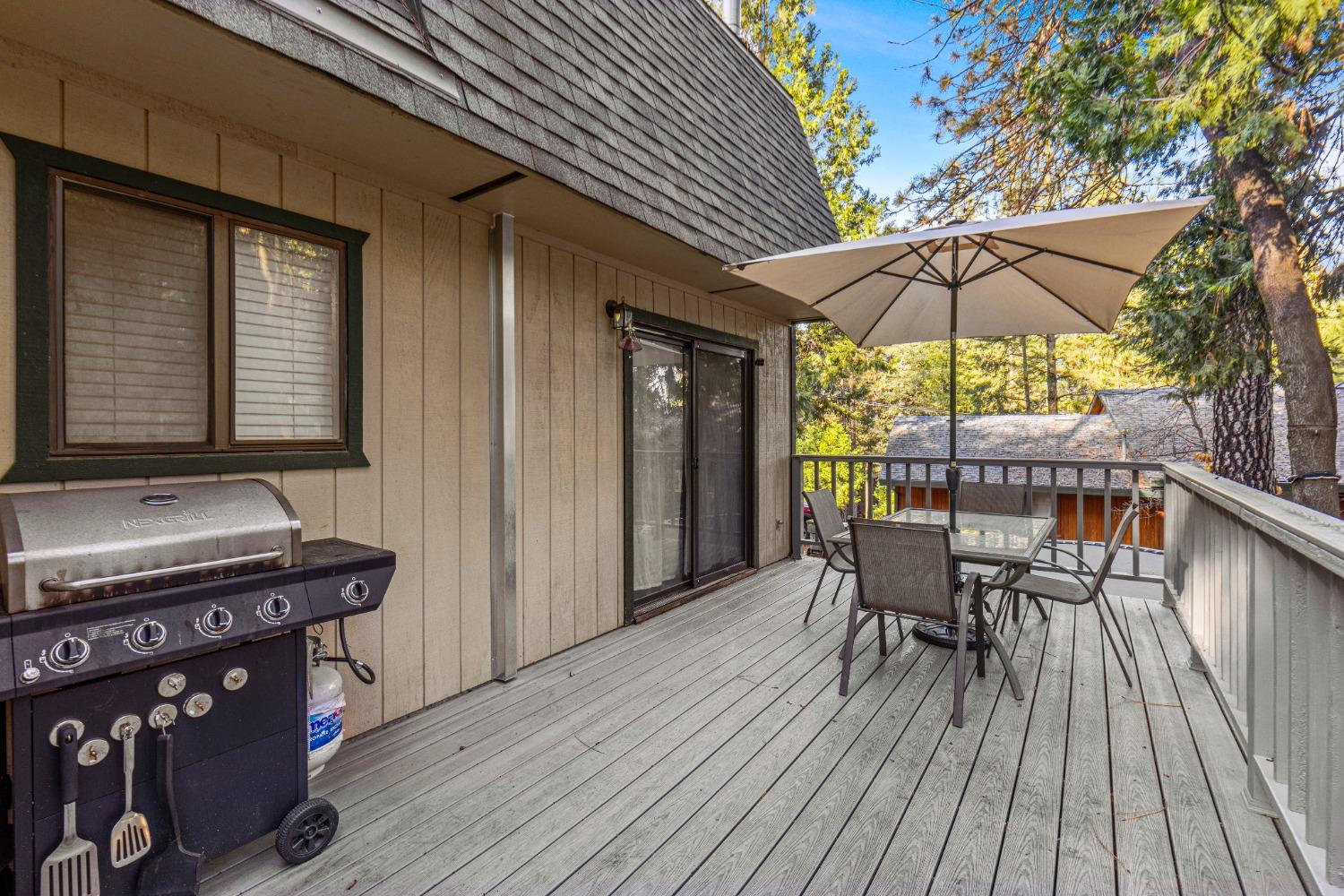 5415 Buttercup Drive