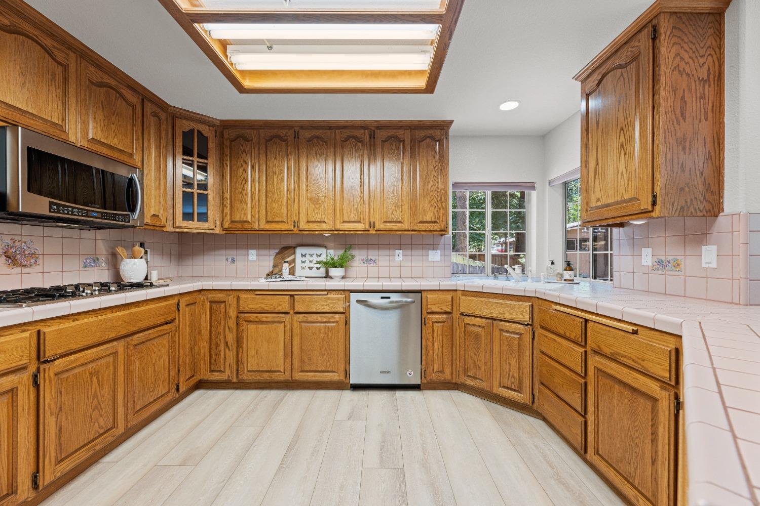 5532 Shadow Court