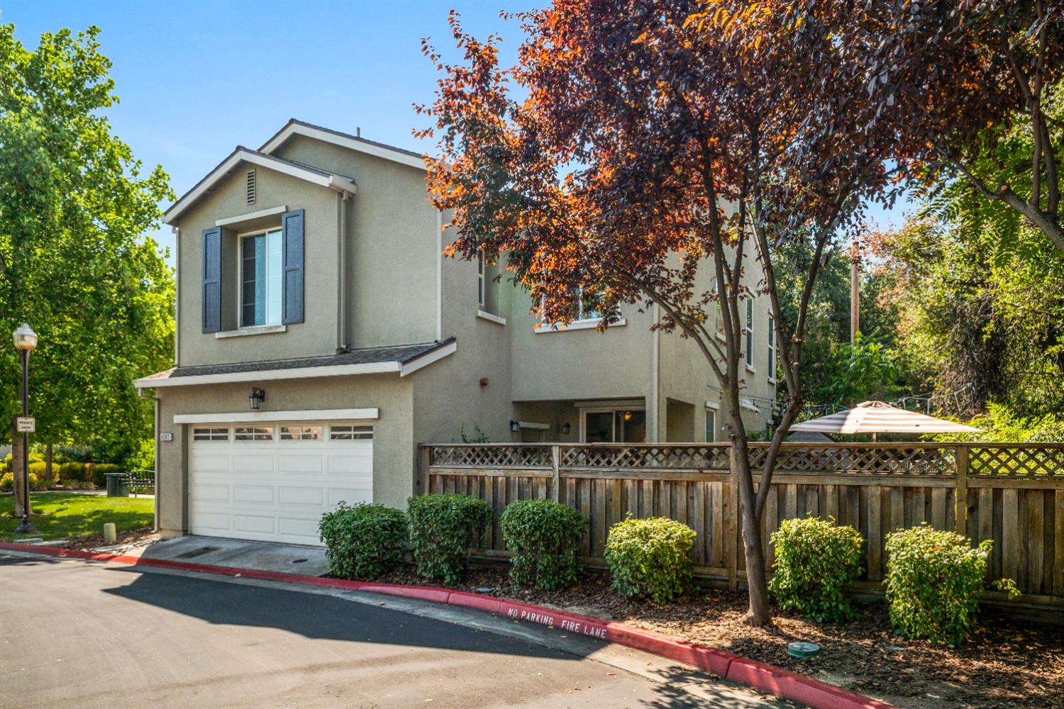 6083 Camden Circle