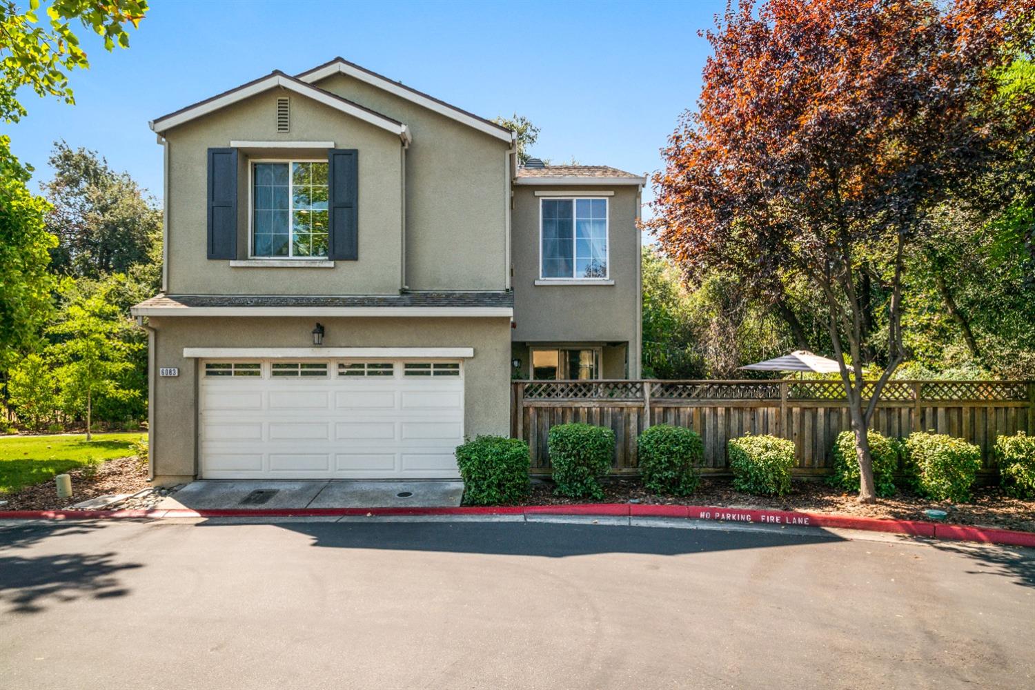 6083 Camden Circle