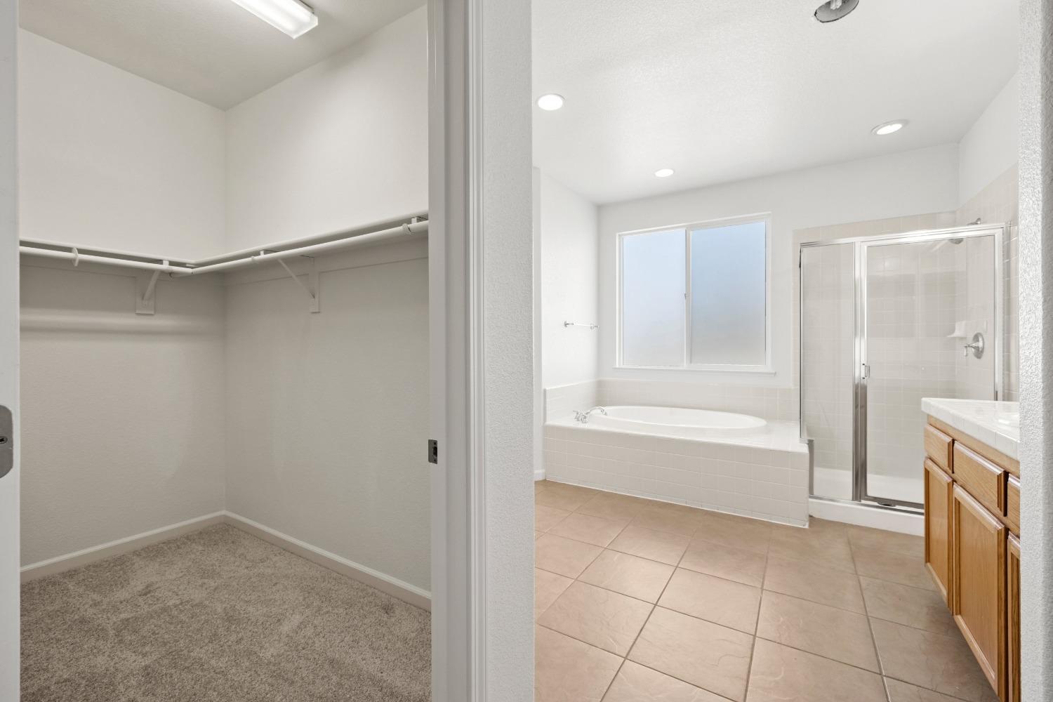 9824 Wyland Drive