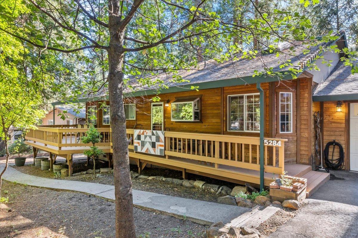 5284 Loch Leven Drive