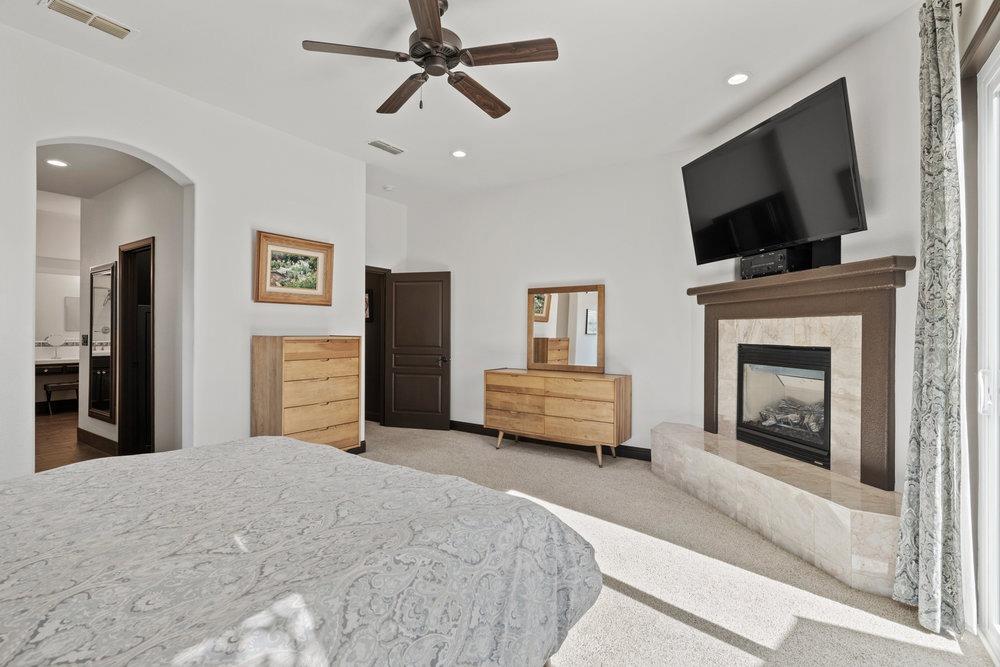 3081 Honey Circle