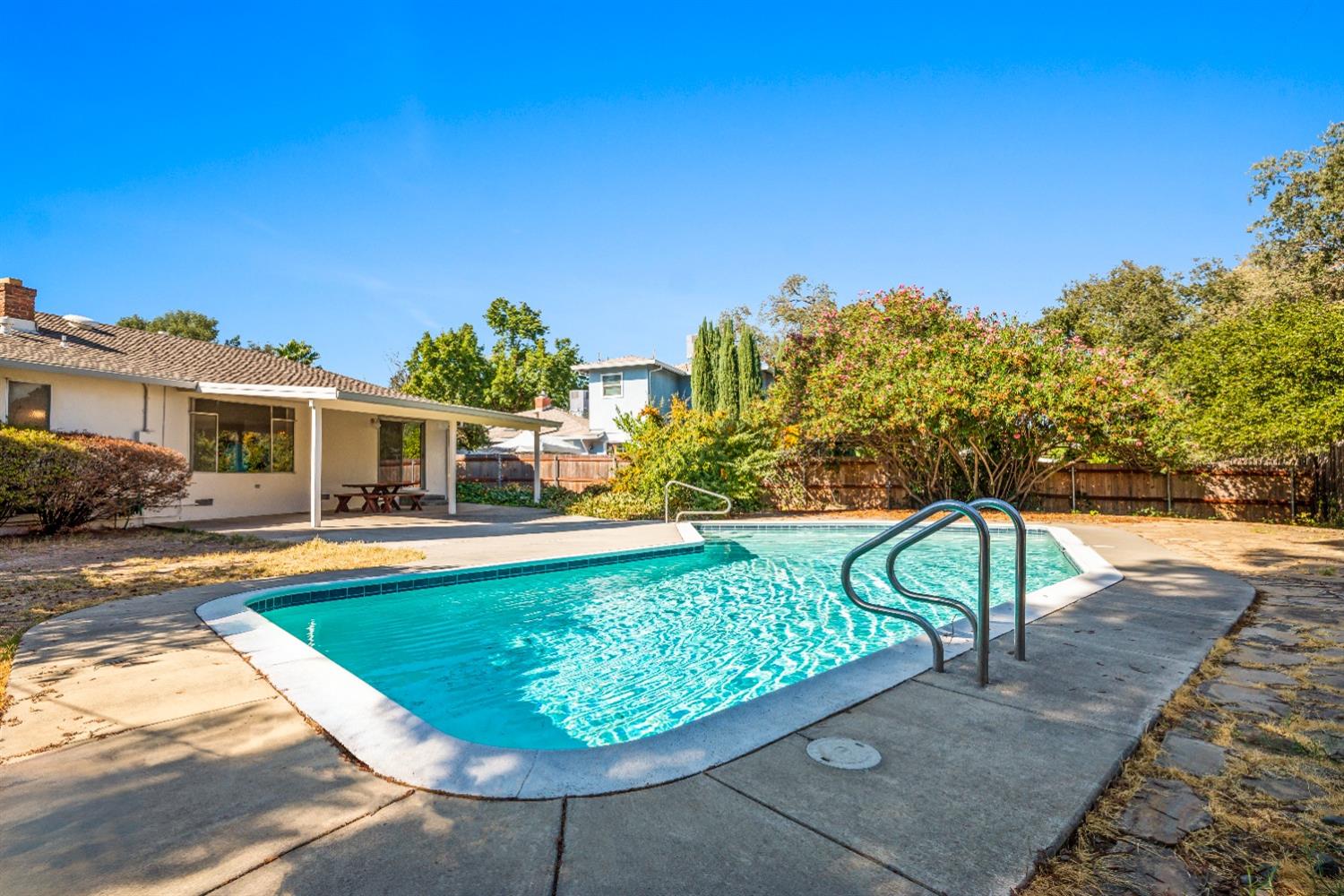 4024 Fairwood Way