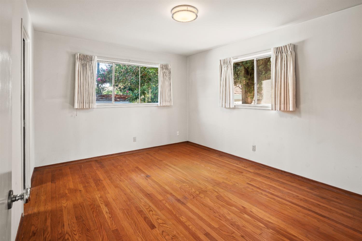 4024 Fairwood Way