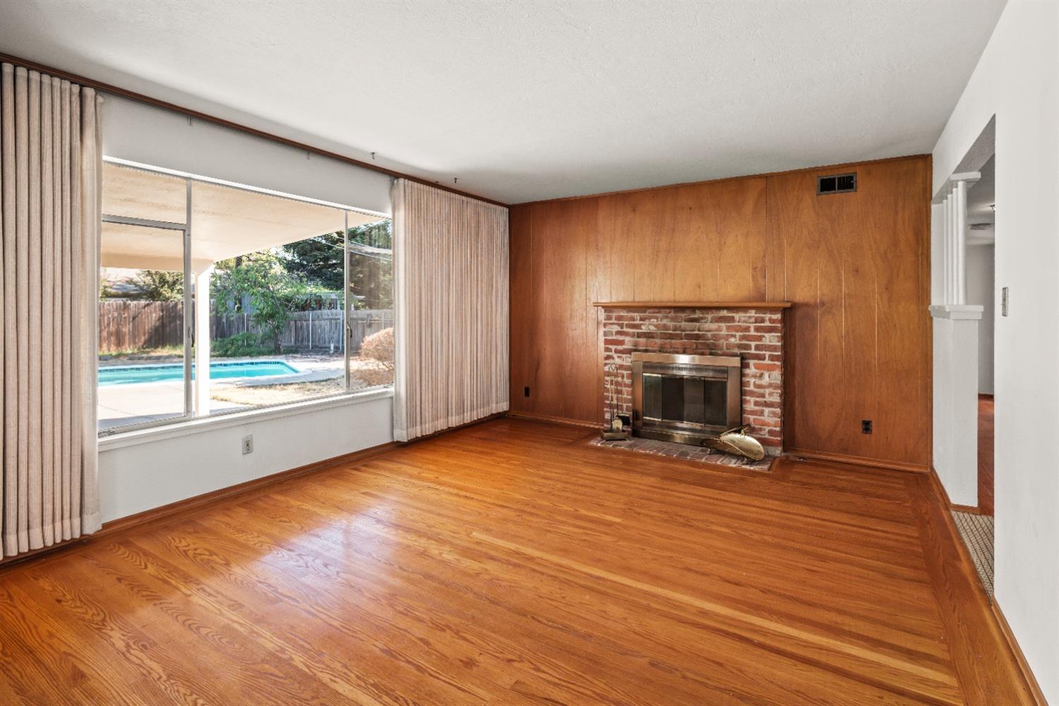 4024 Fairwood Way