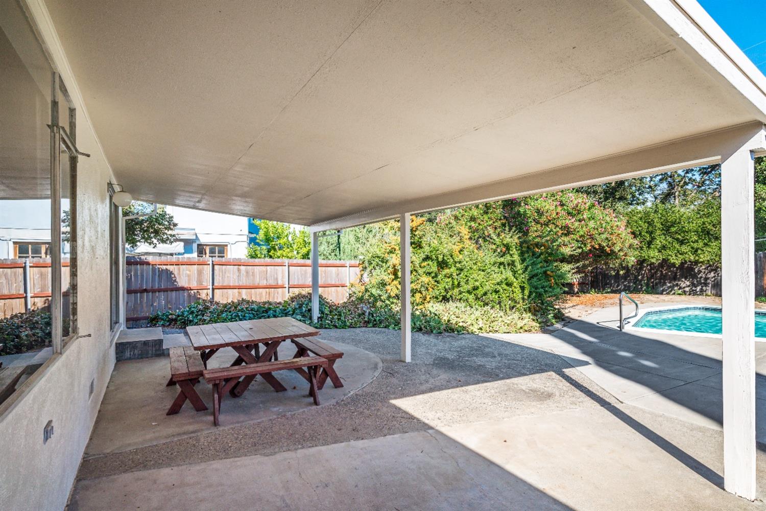 4024 Fairwood Way