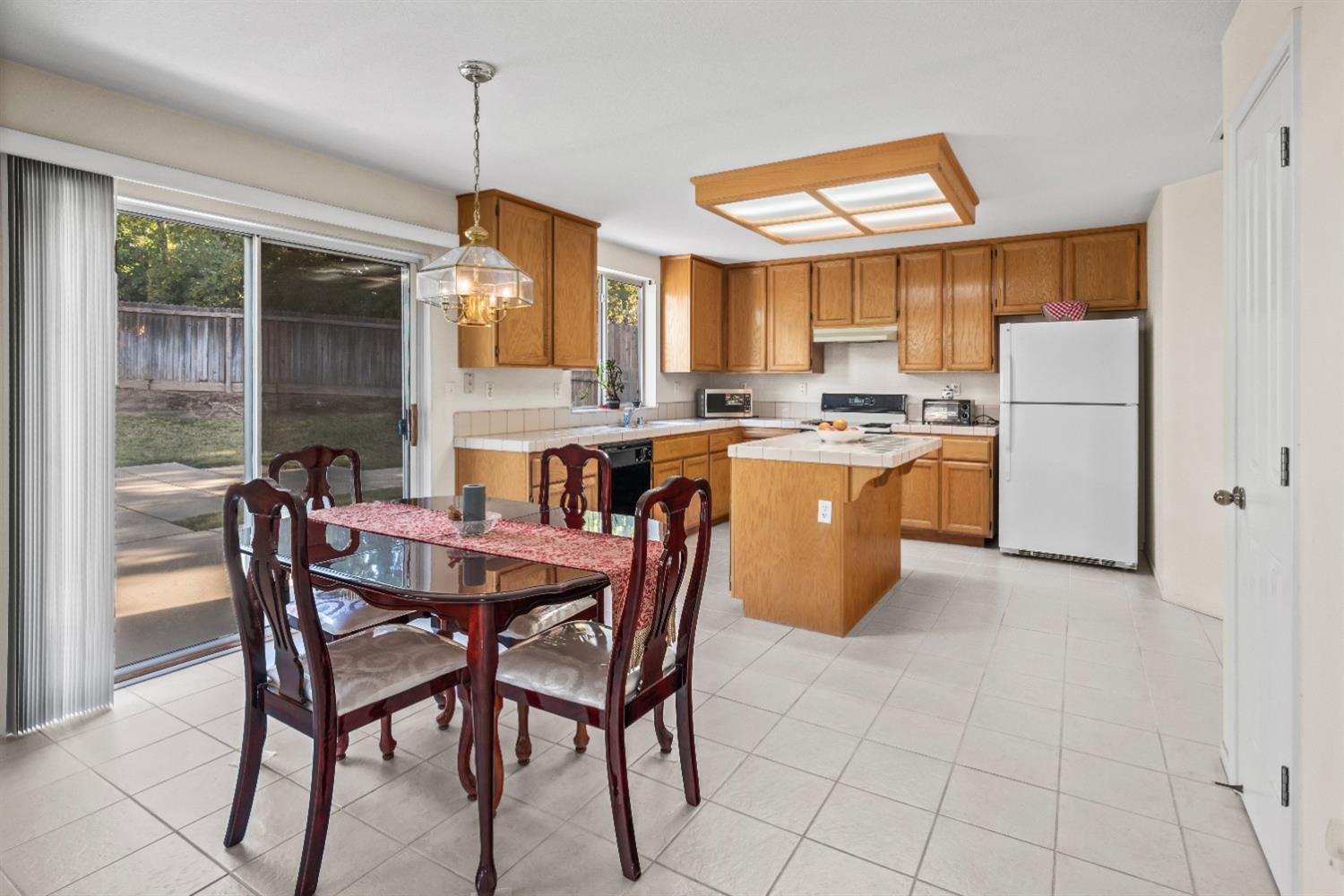 8422 Adagio Way