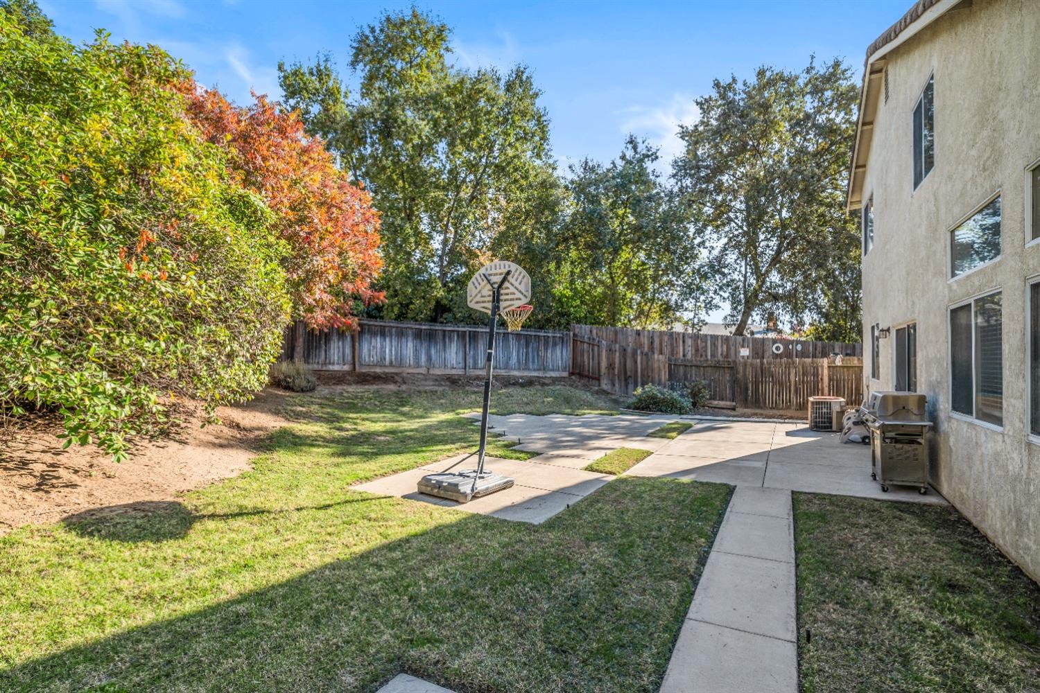 8422 Adagio Way