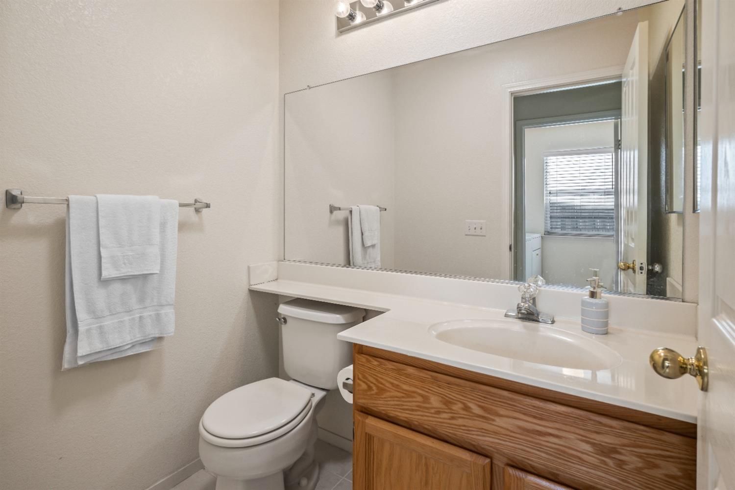8422 Adagio Way