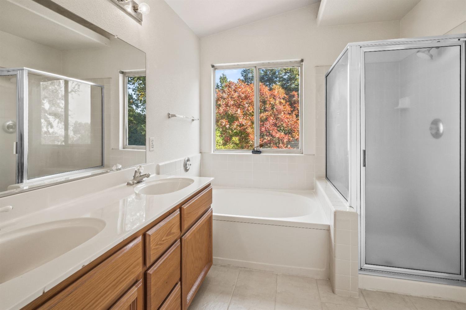 8422 Adagio Way