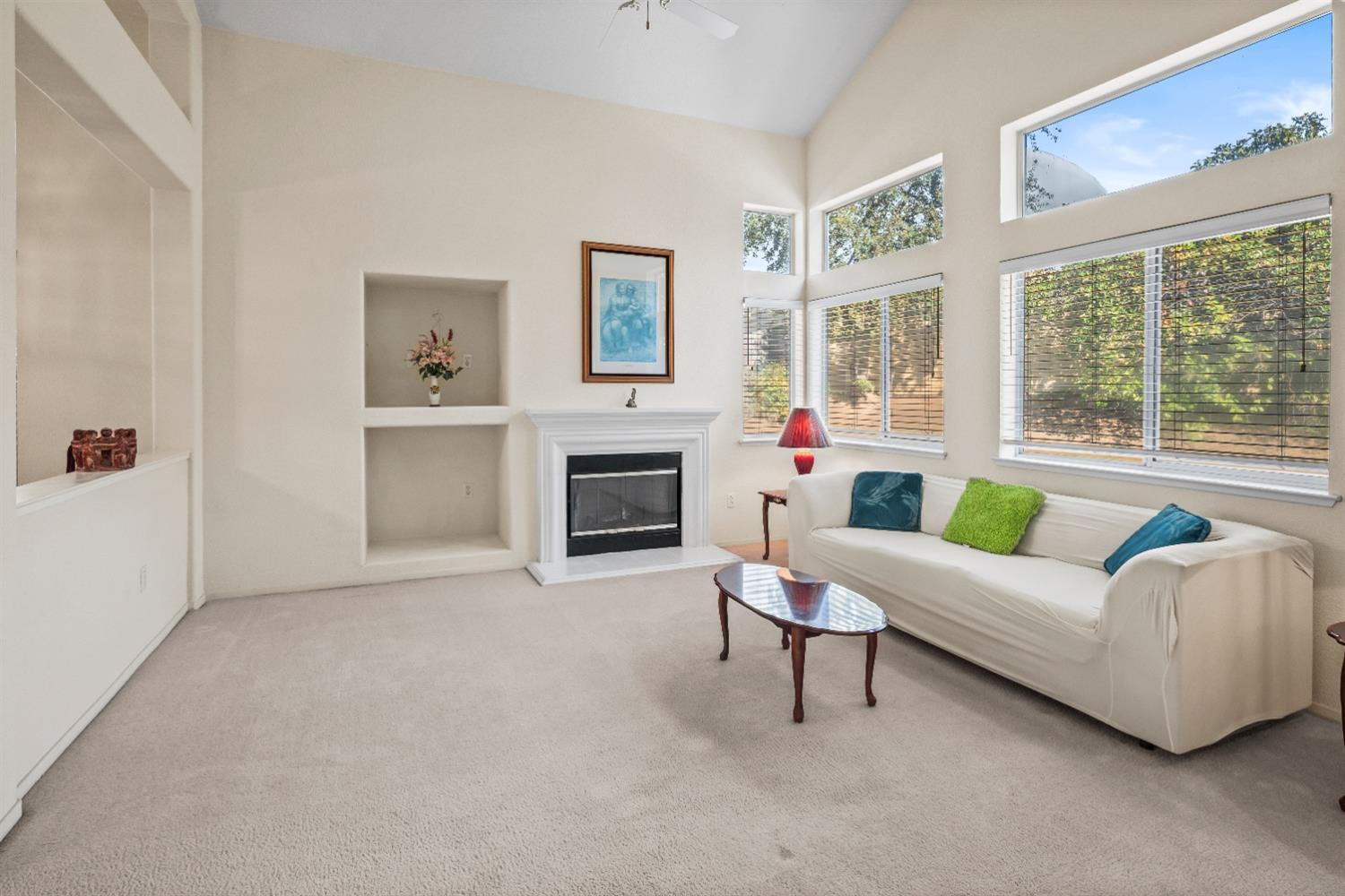 8422 Adagio Way