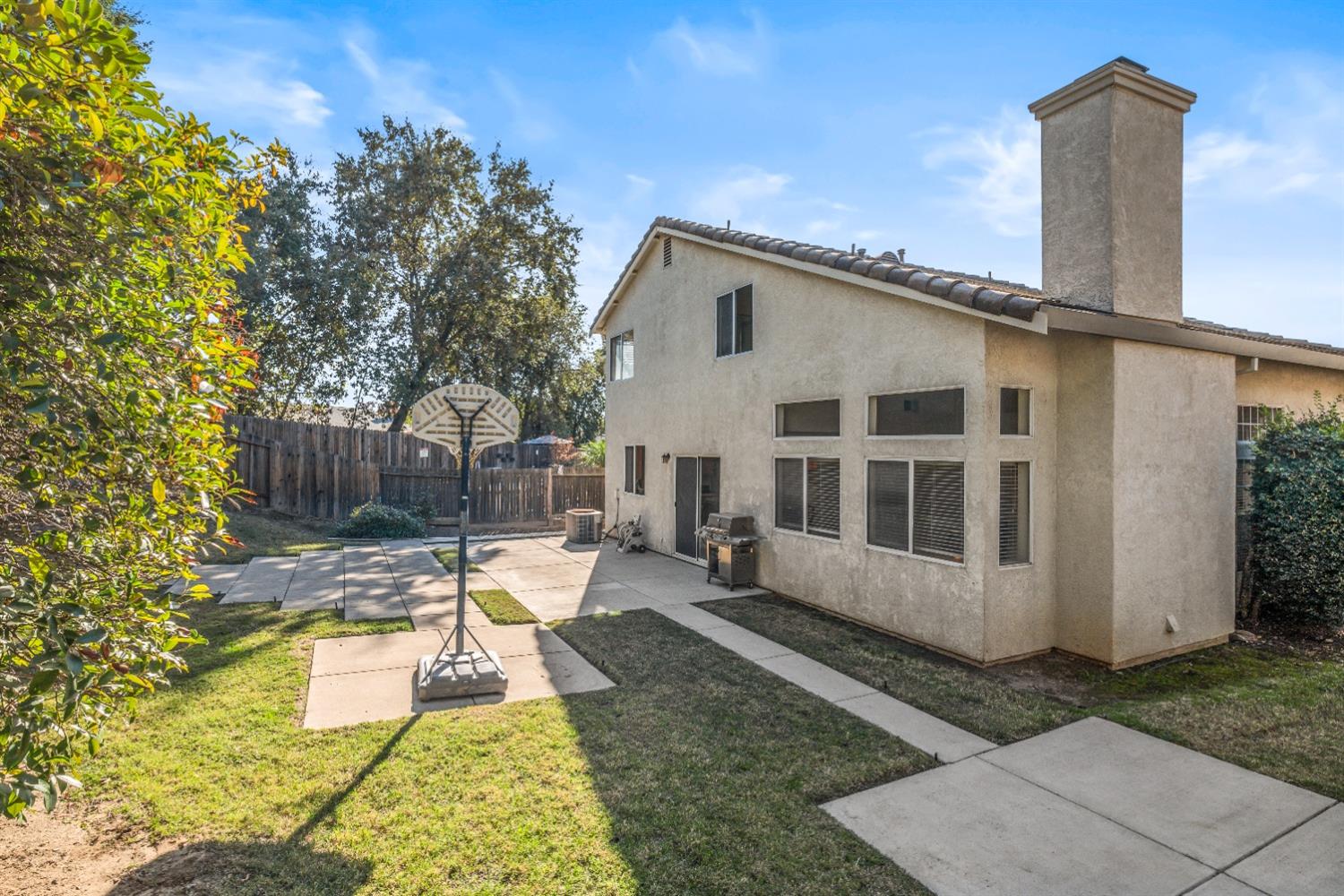 8422 Adagio Way