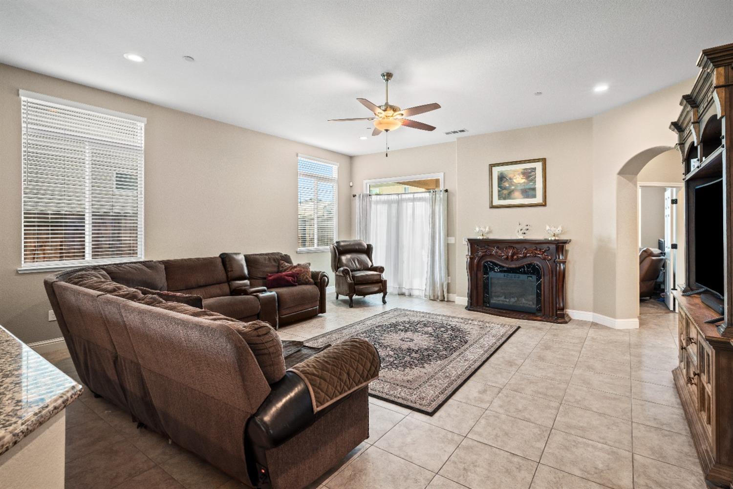 2643 Stephen Robert Lane