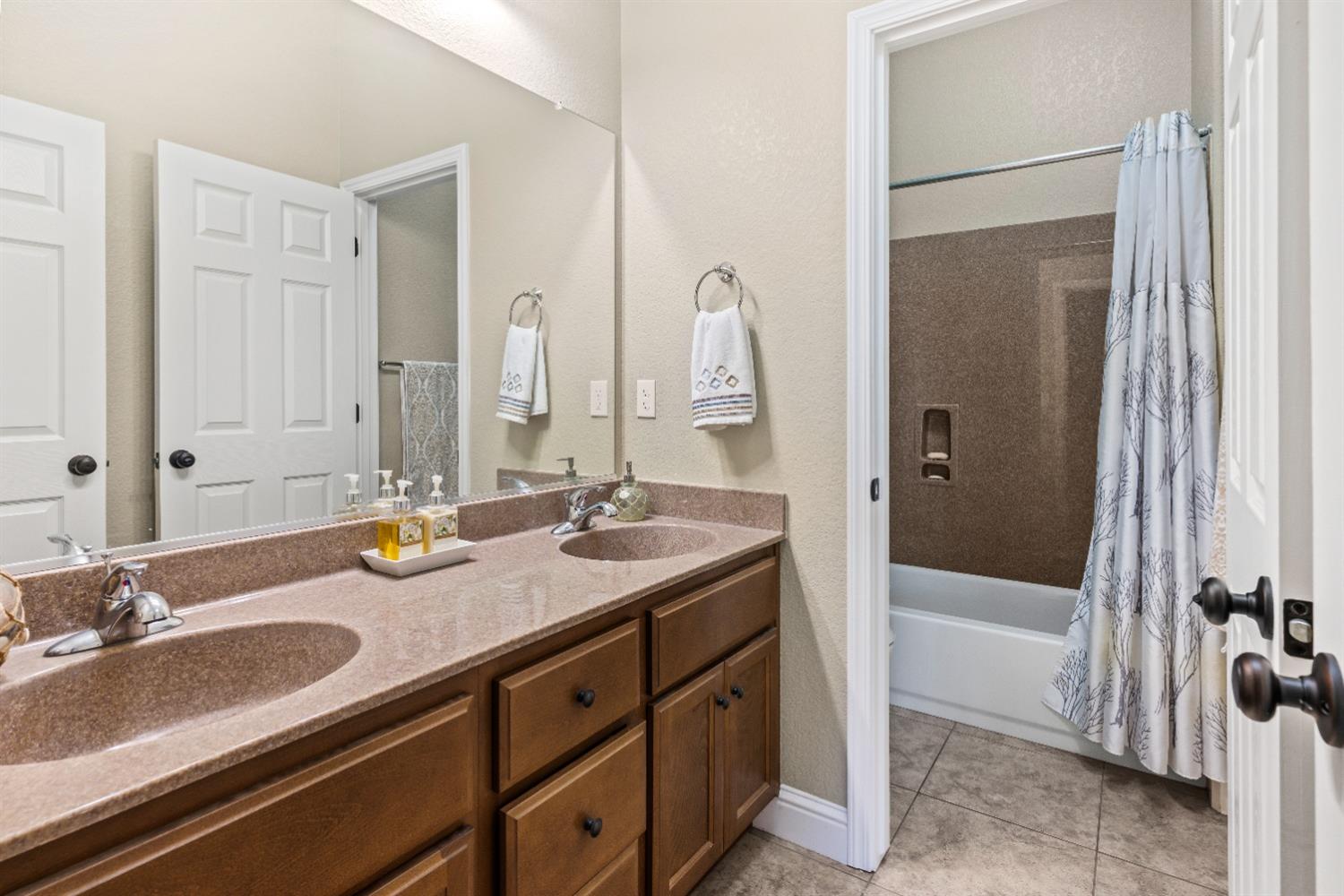 2643 Stephen Robert Lane