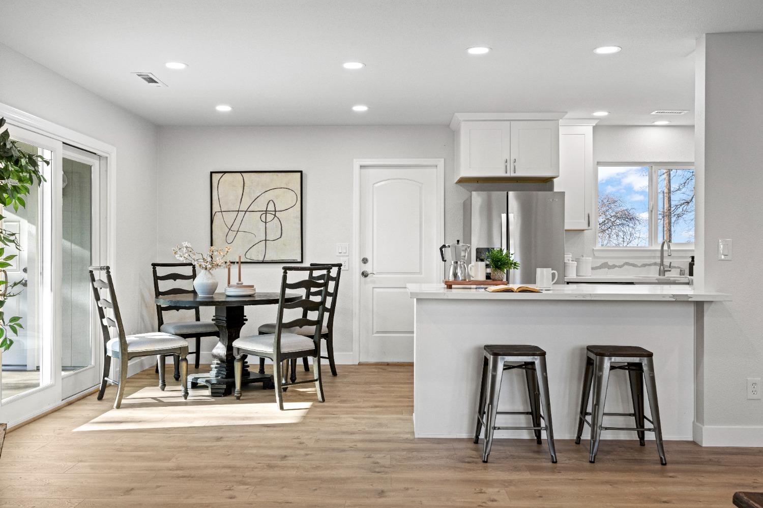 6541 Crystal Boulevard