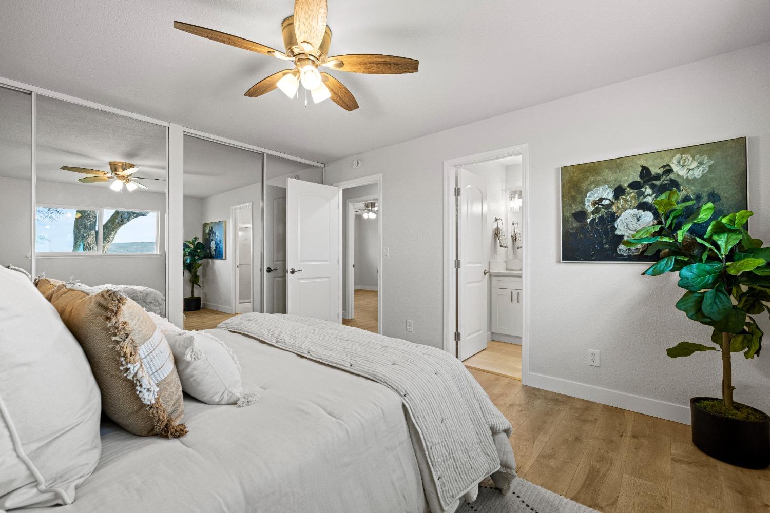 6541 Crystal Boulevard