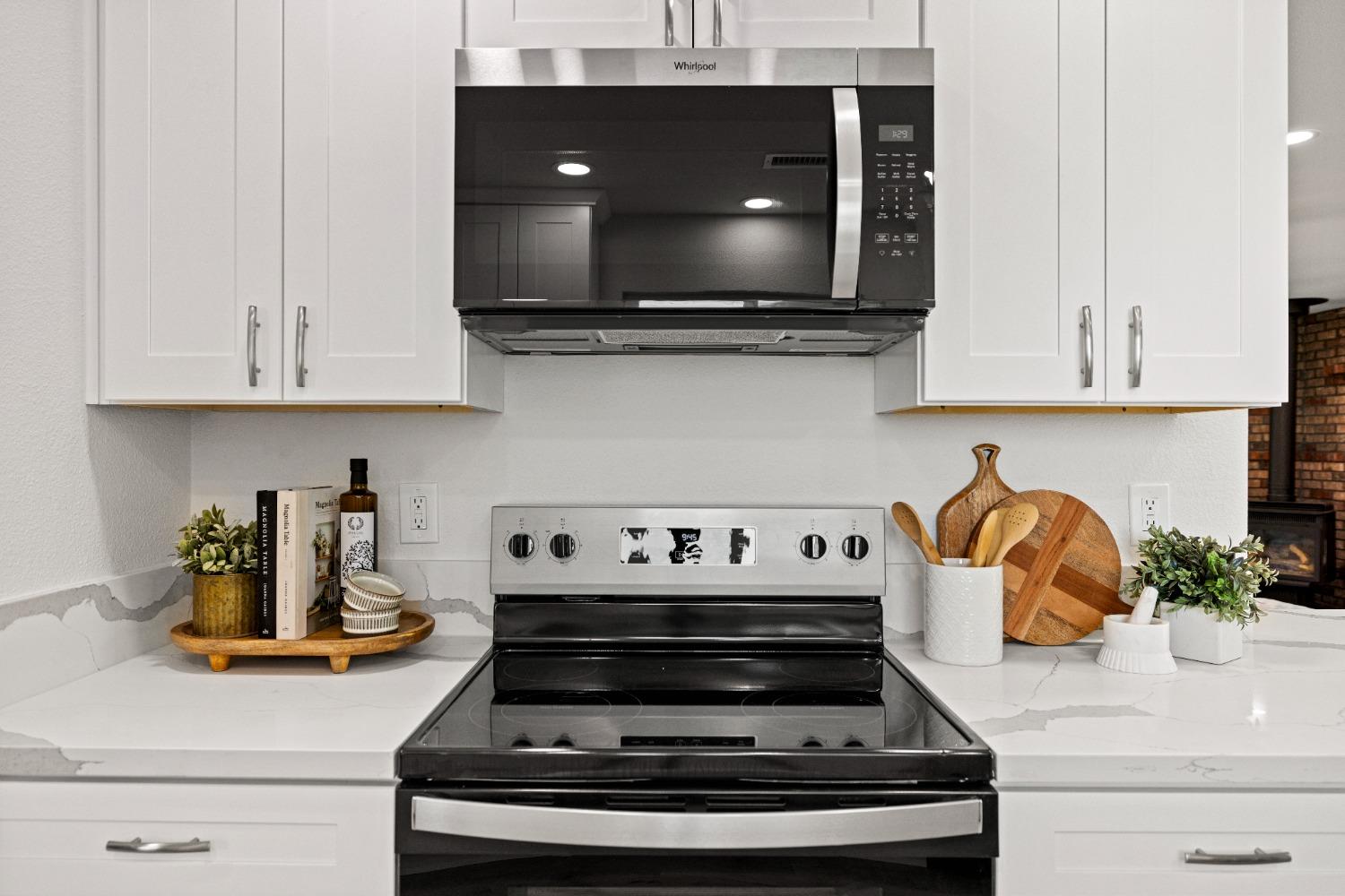 6541 Crystal Boulevard