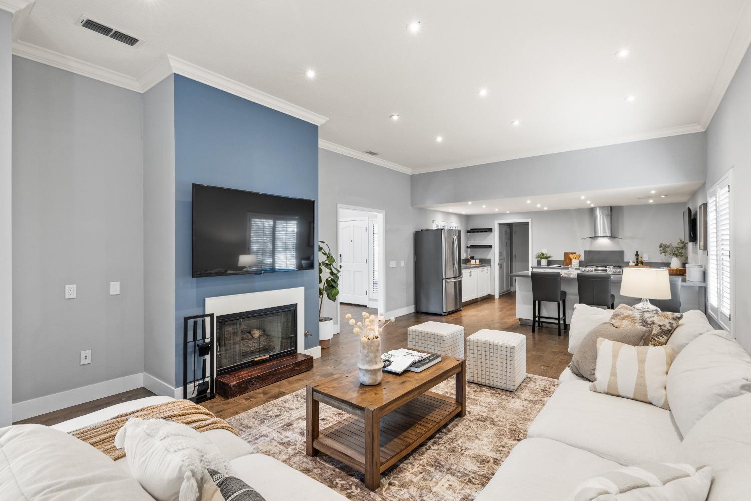 11853 Prospect Hill Drive