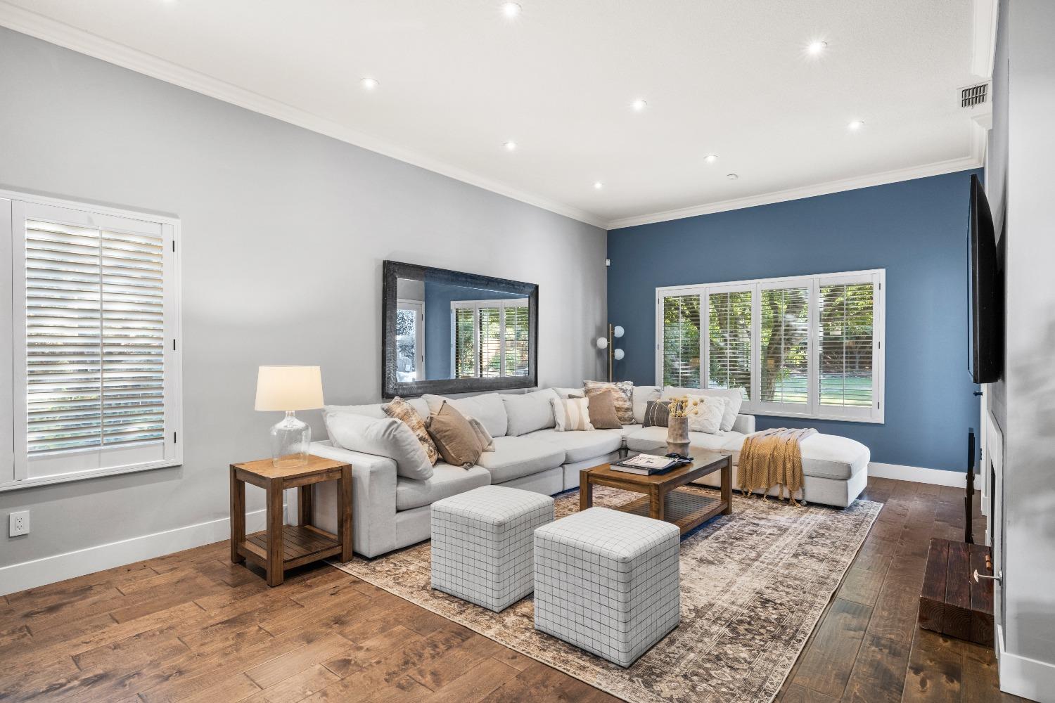 11853 Prospect Hill Drive