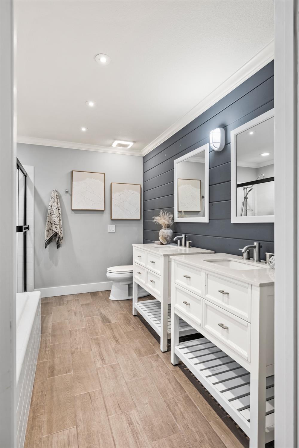 11853 Prospect Hill Drive