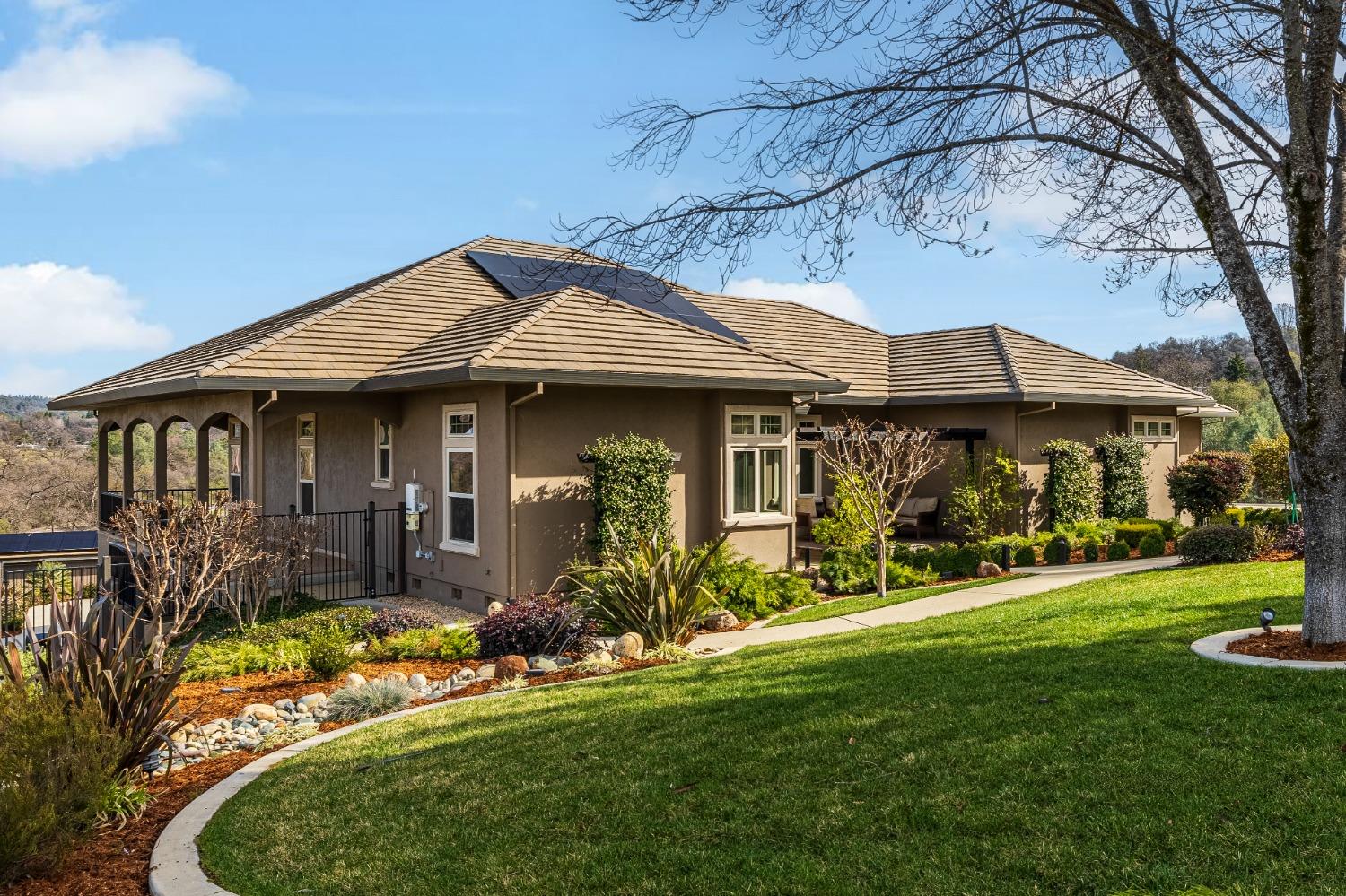 2437 Chantrelle Court