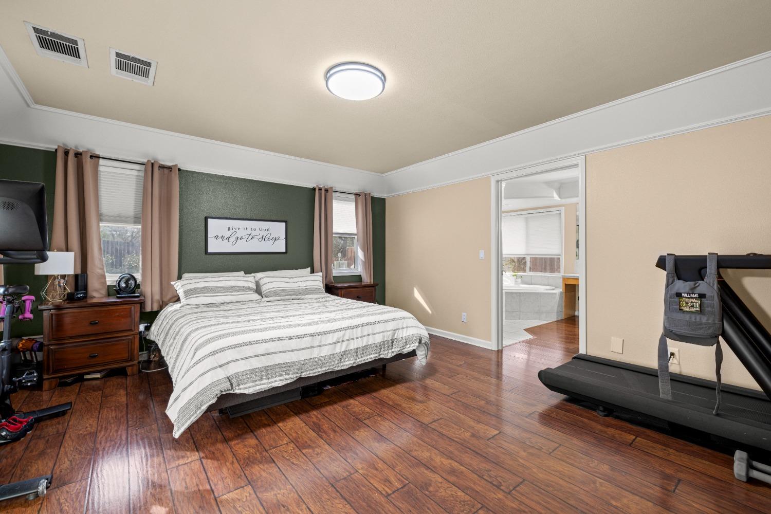 1044 Diamante Robles Court