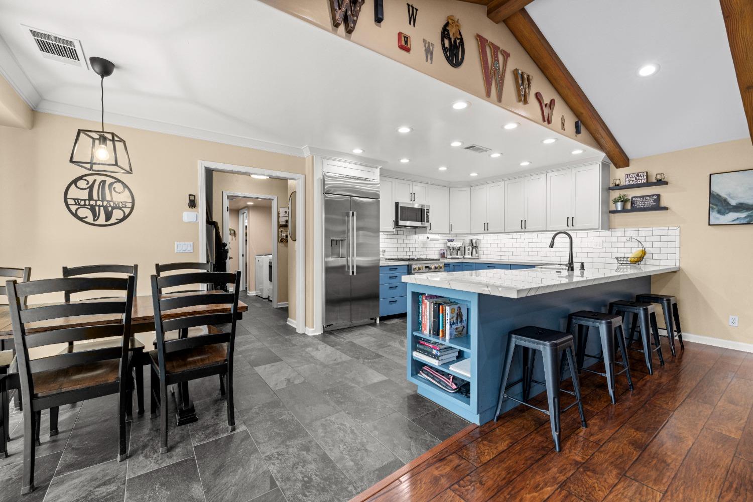 1044 Diamante Robles Court