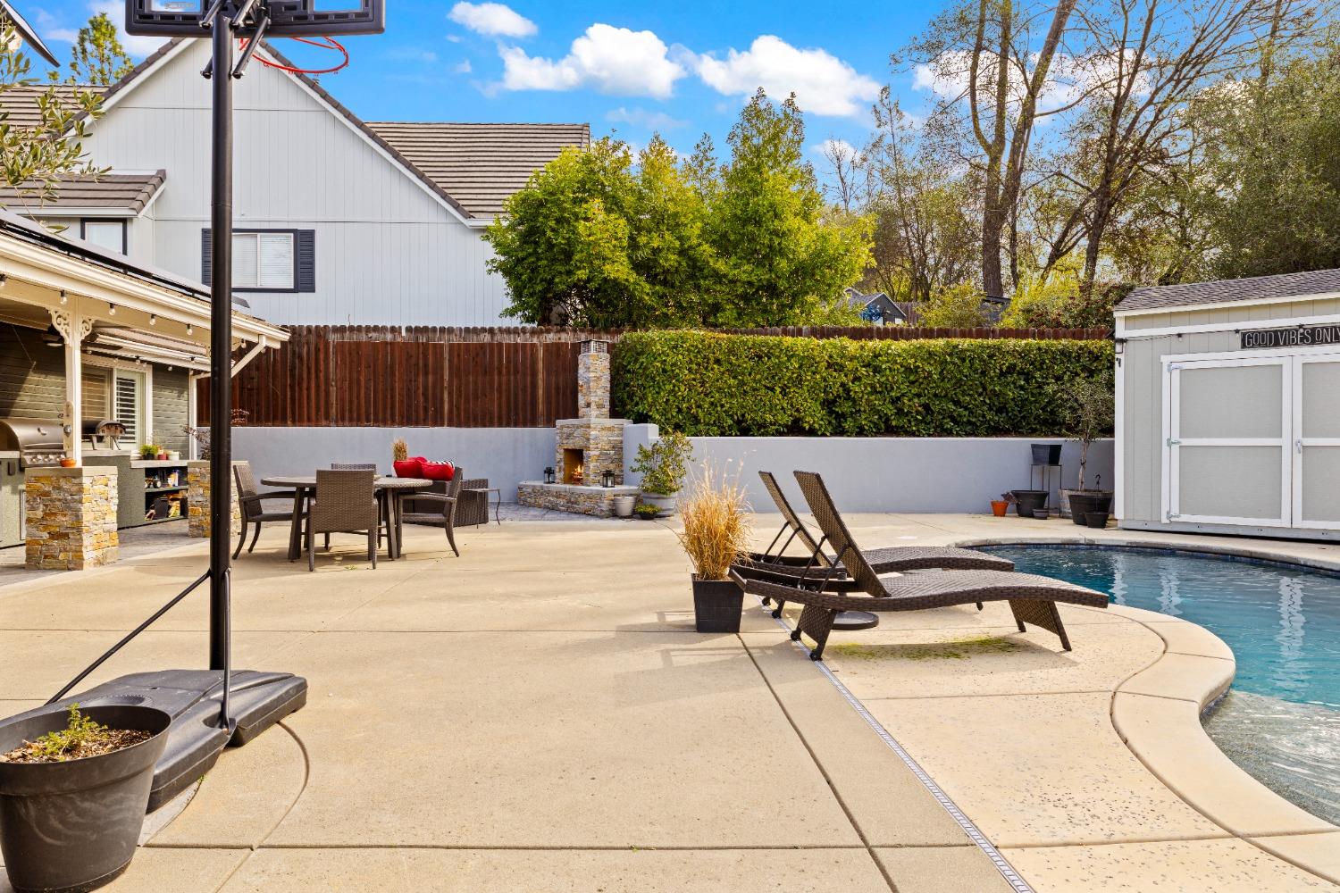1044 Diamante Robles Court