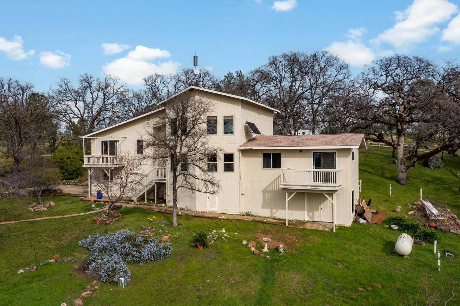 1502 Arrowbee Drive