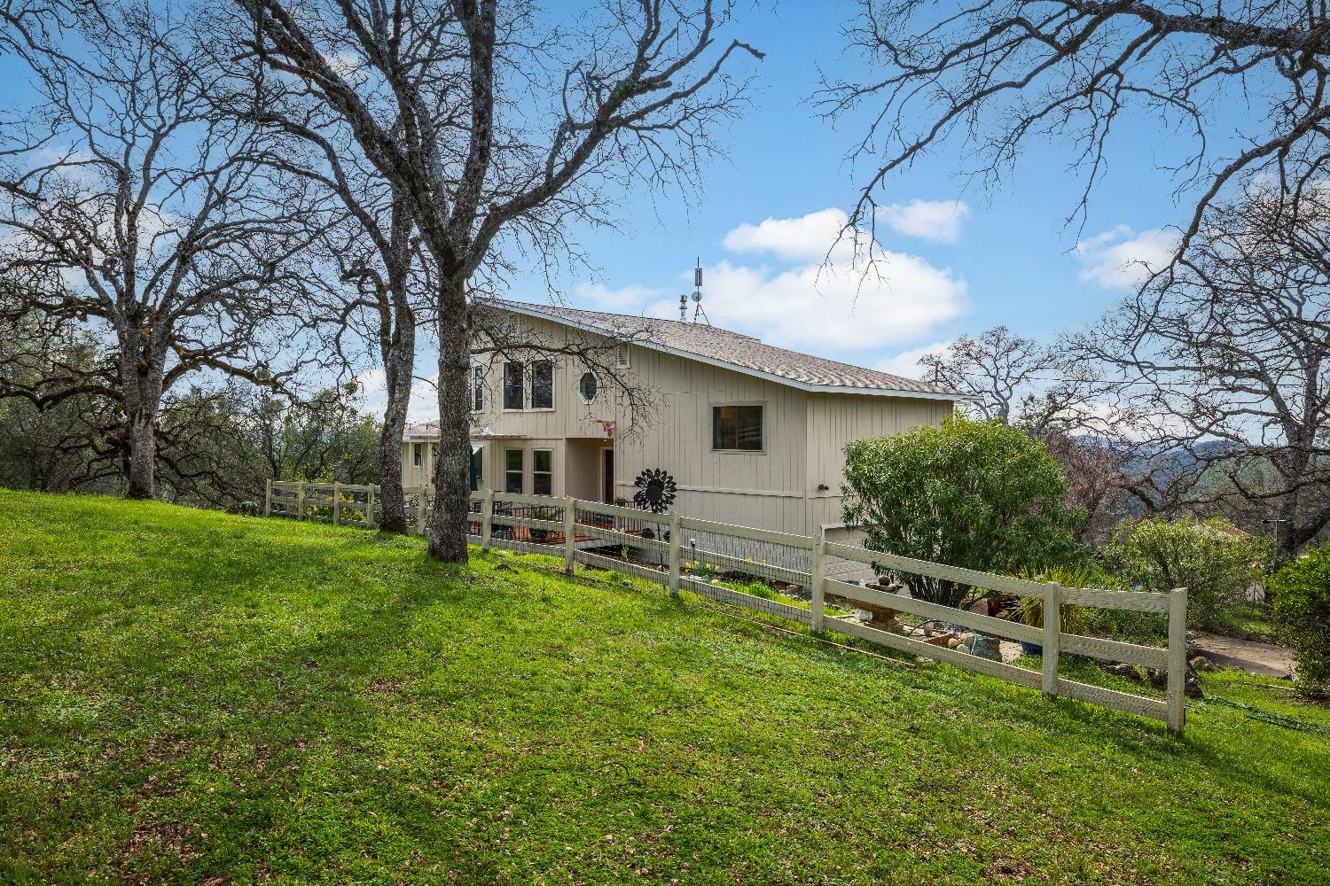 1502 Arrowbee Drive