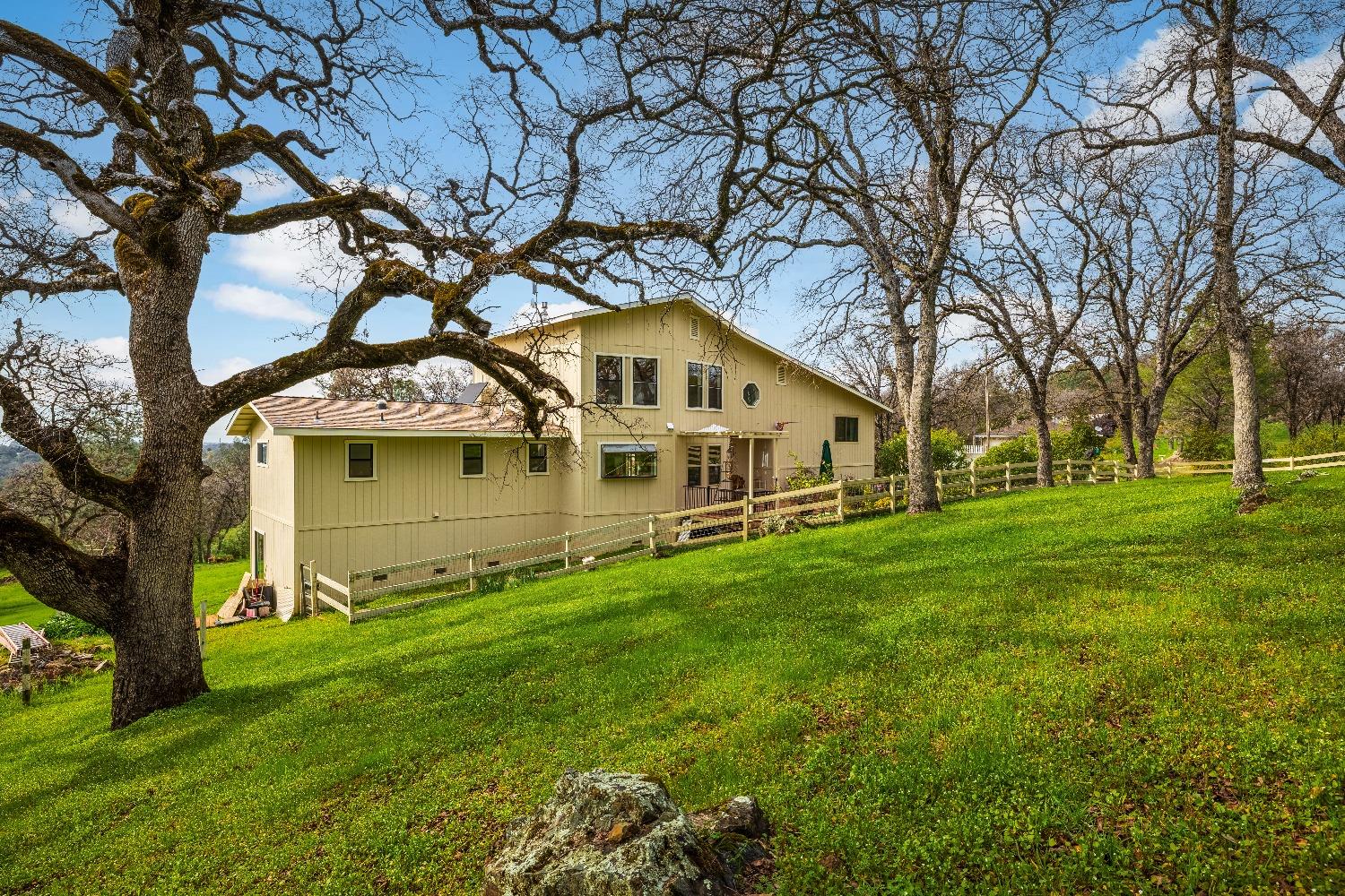 1502 Arrowbee Drive