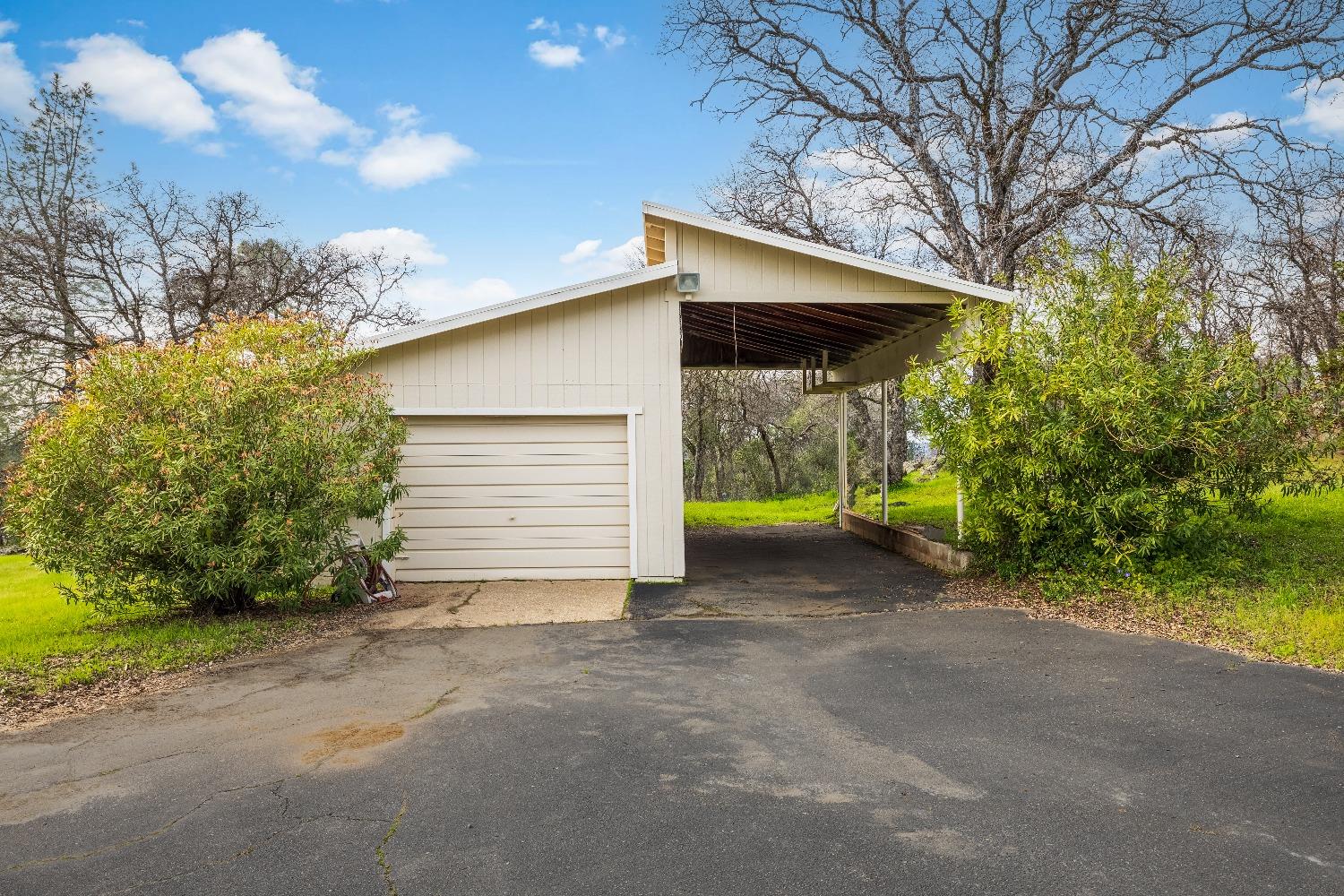 1502 Arrowbee Drive