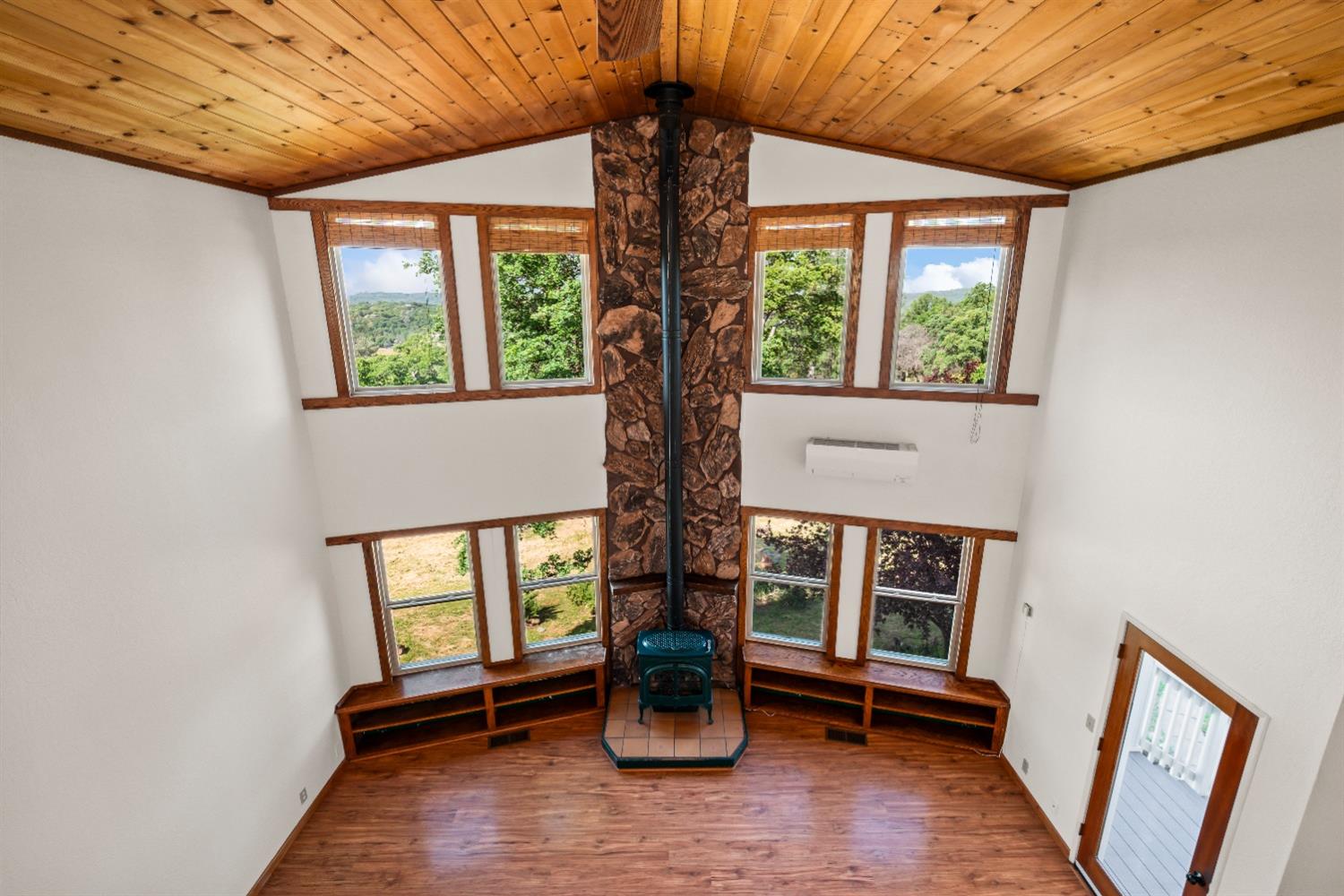 1502 Arrowbee Drive