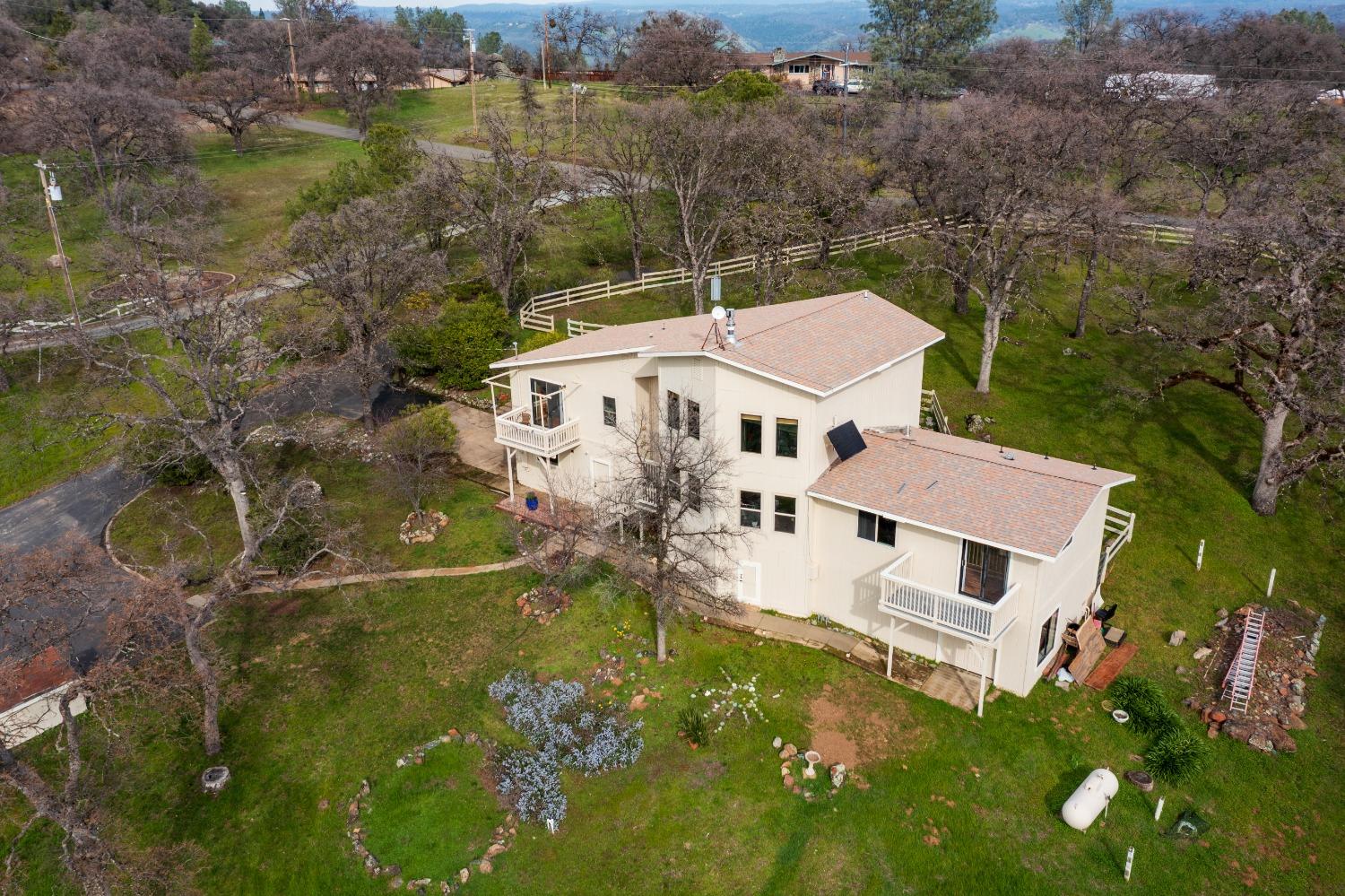 1502 Arrowbee Drive