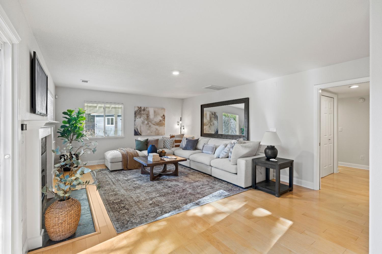 3125 Barlow Court