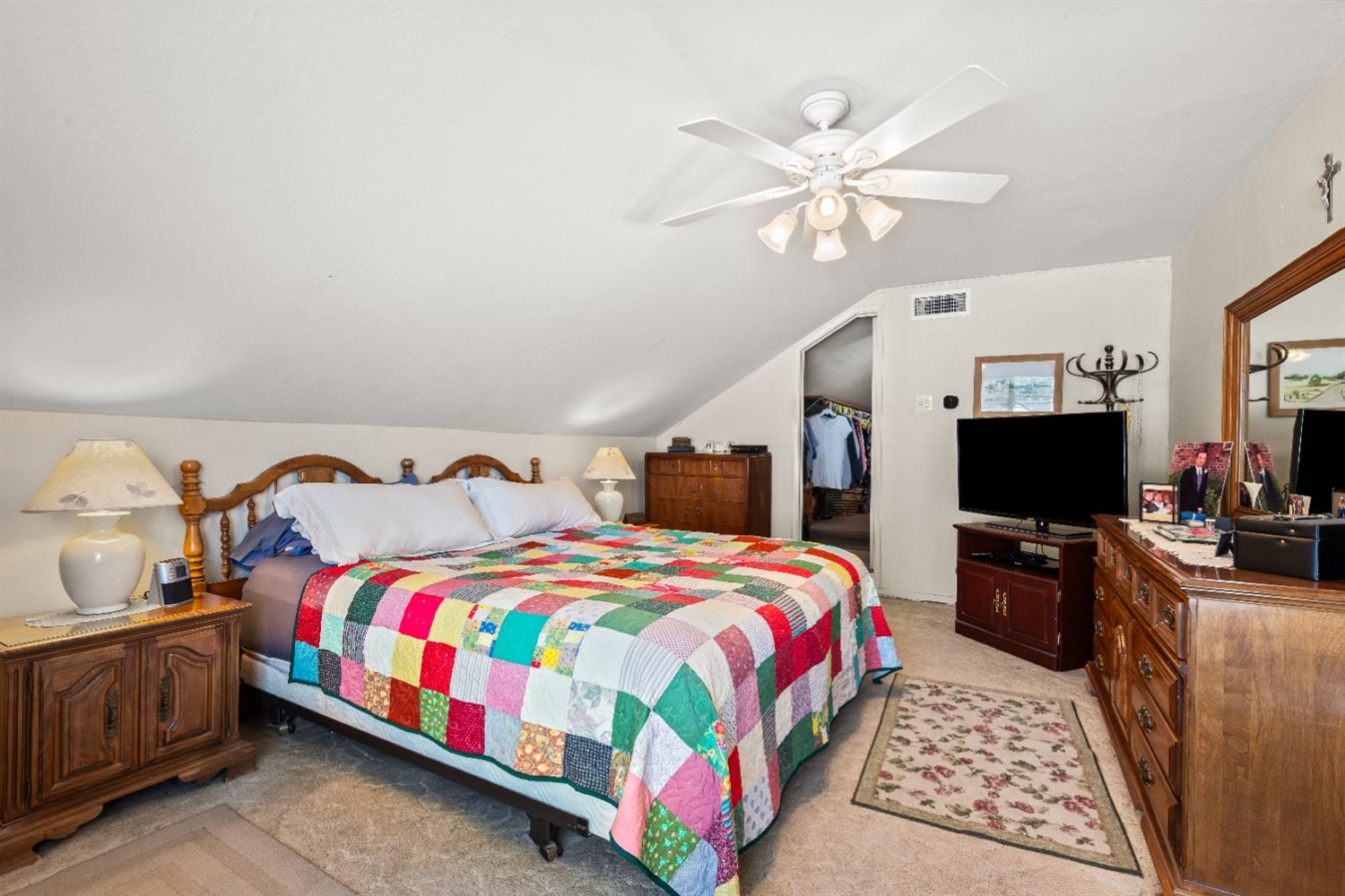 3529 Ridgewood Way