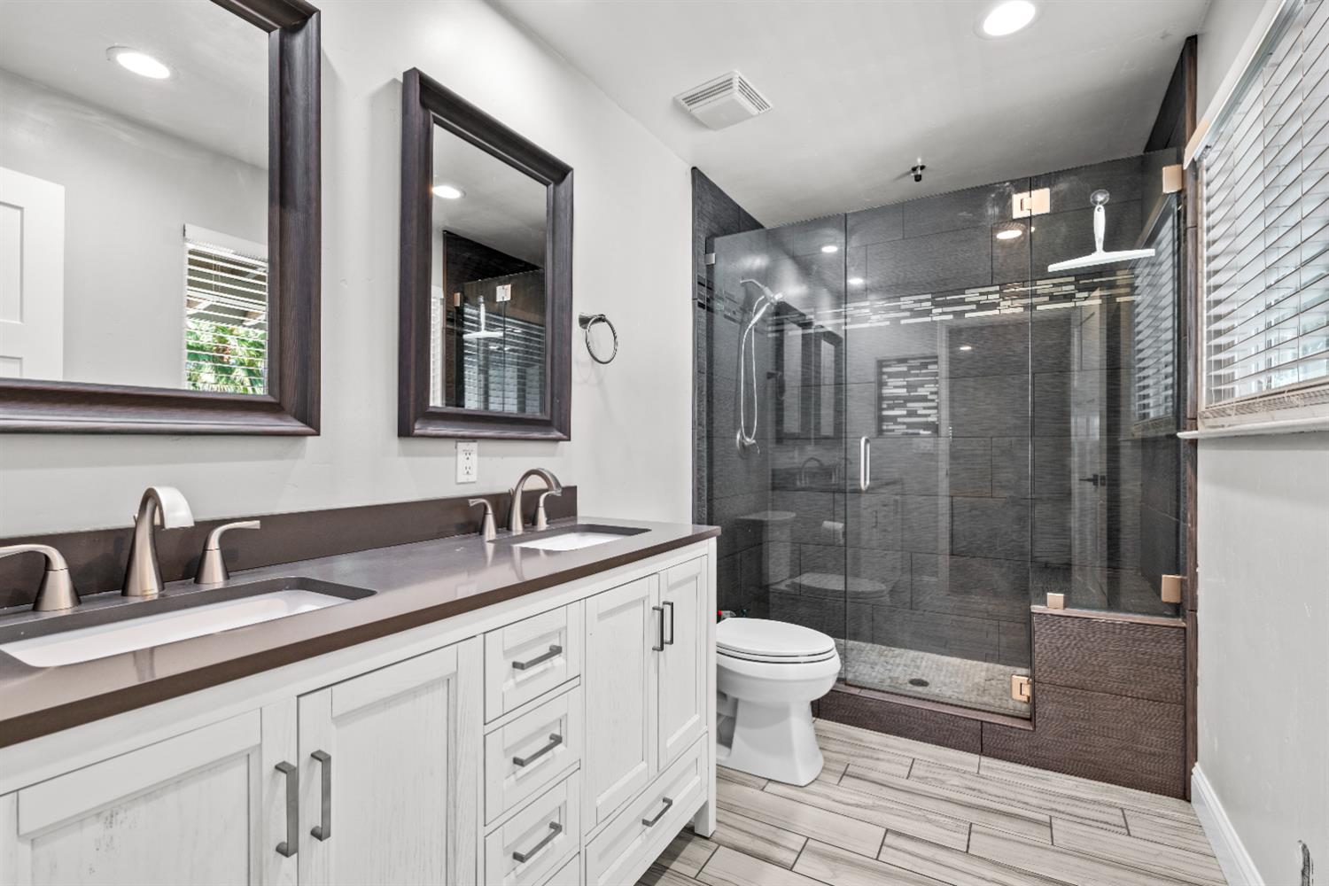4428 Panorama Drive