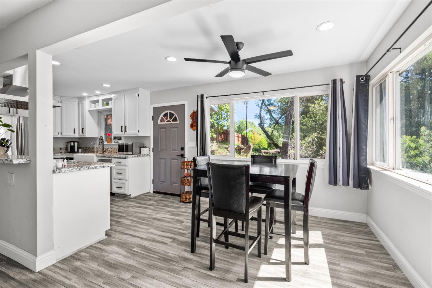 4428 Panorama Drive