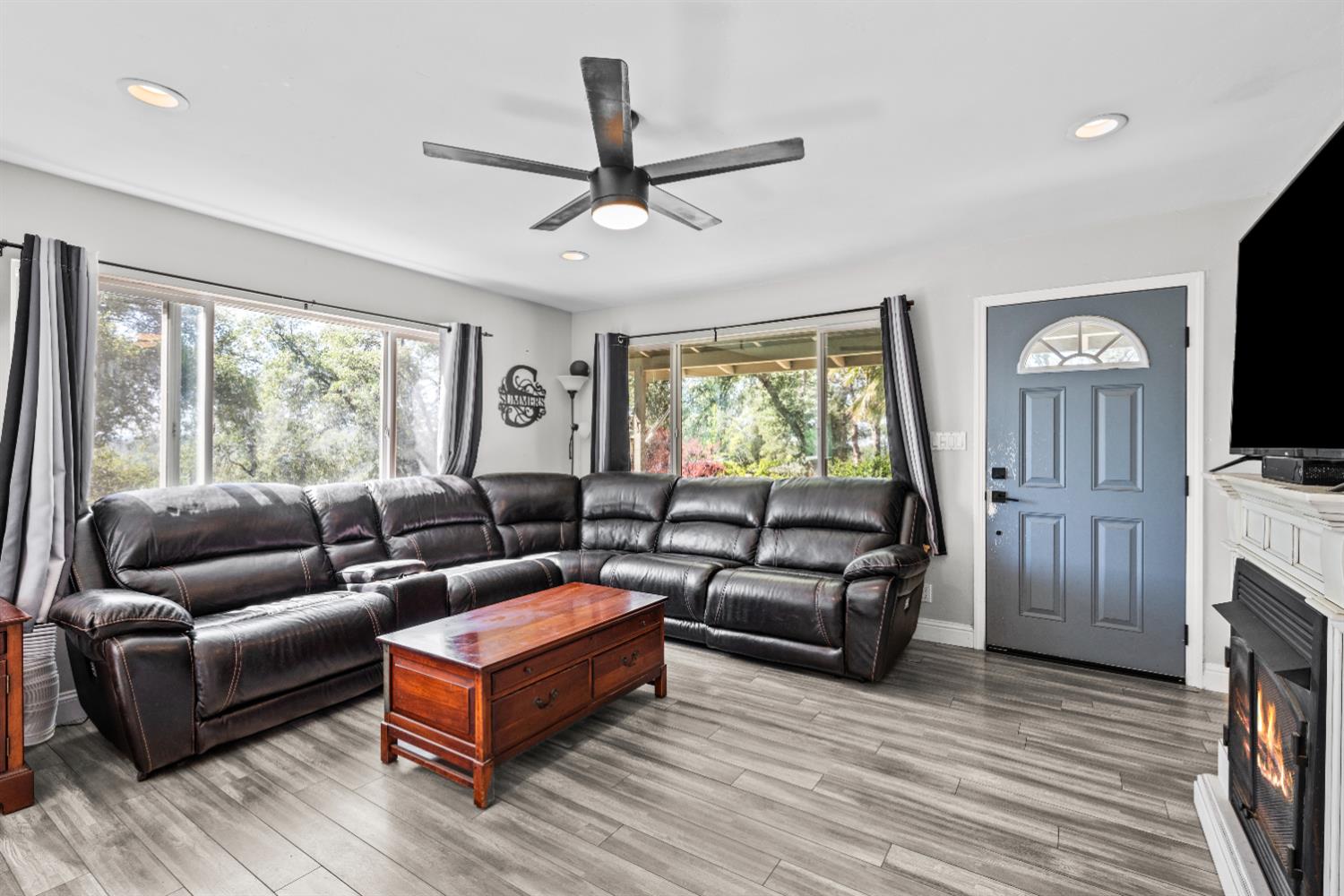 4428 Panorama Drive