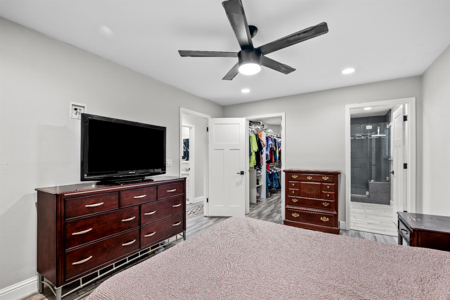 4428 Panorama Drive