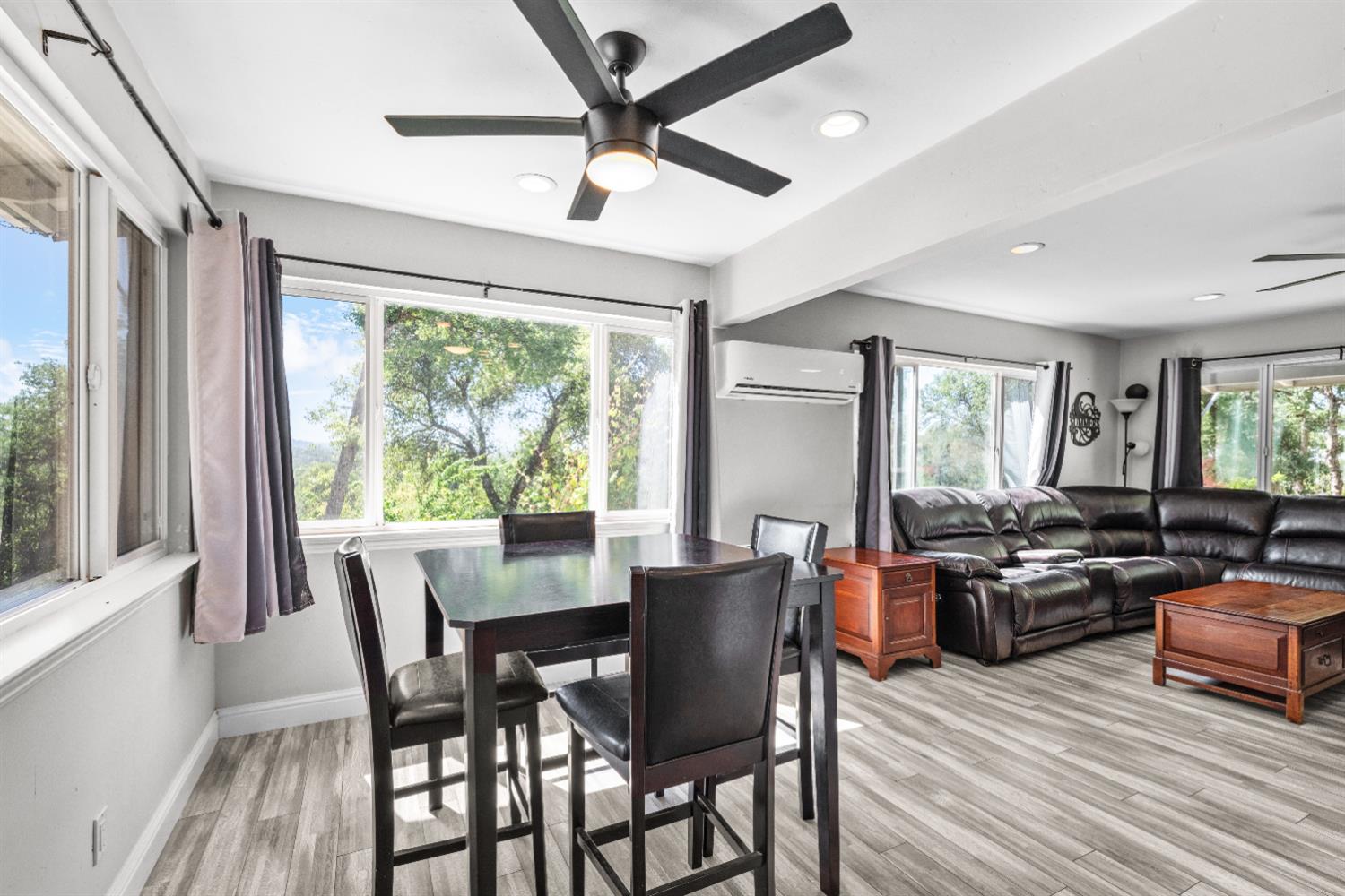 4428 Panorama Drive