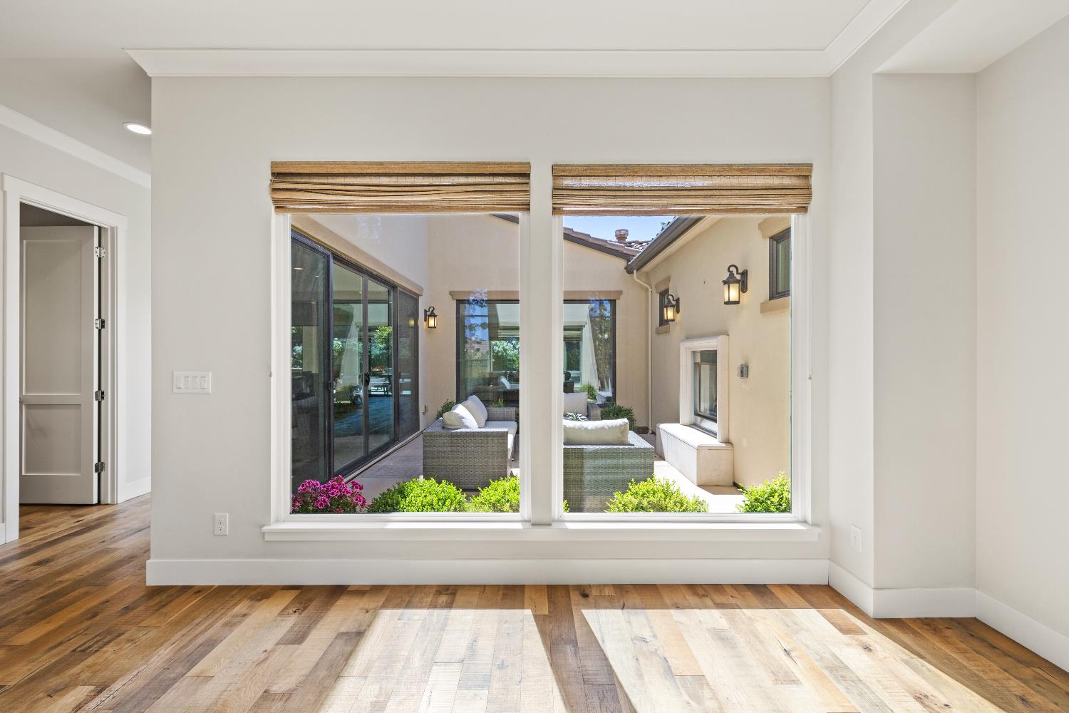 109 Chardin Place