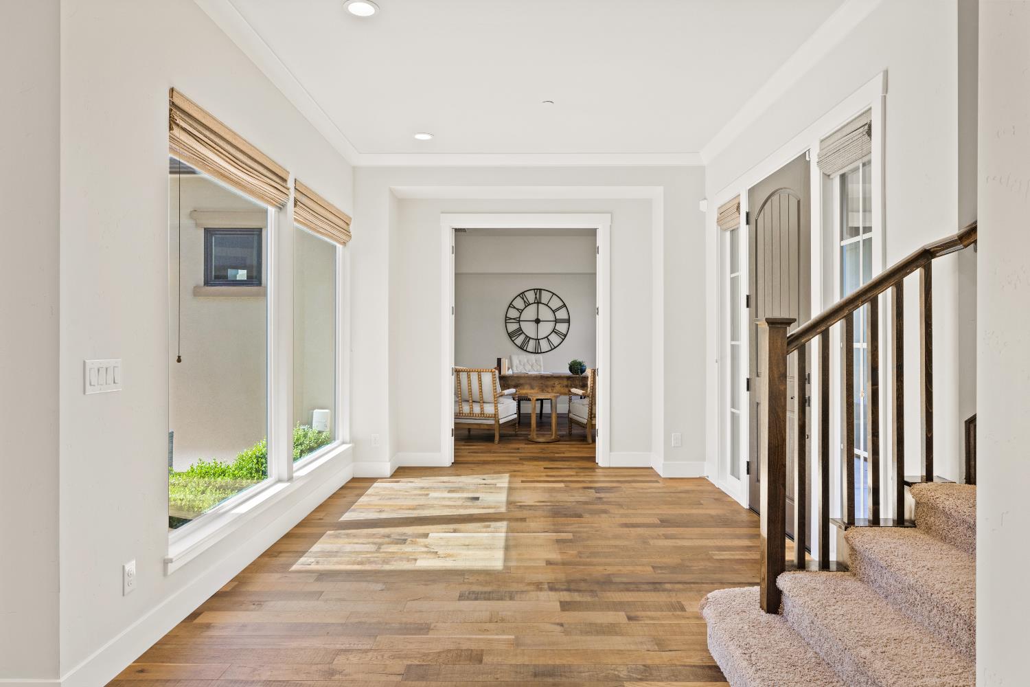 109 Chardin Place