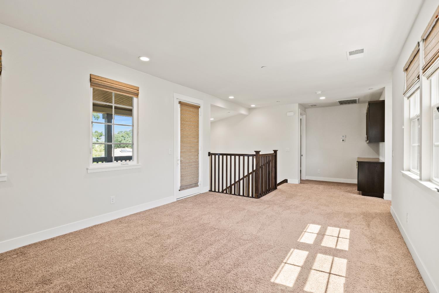 109 Chardin Place