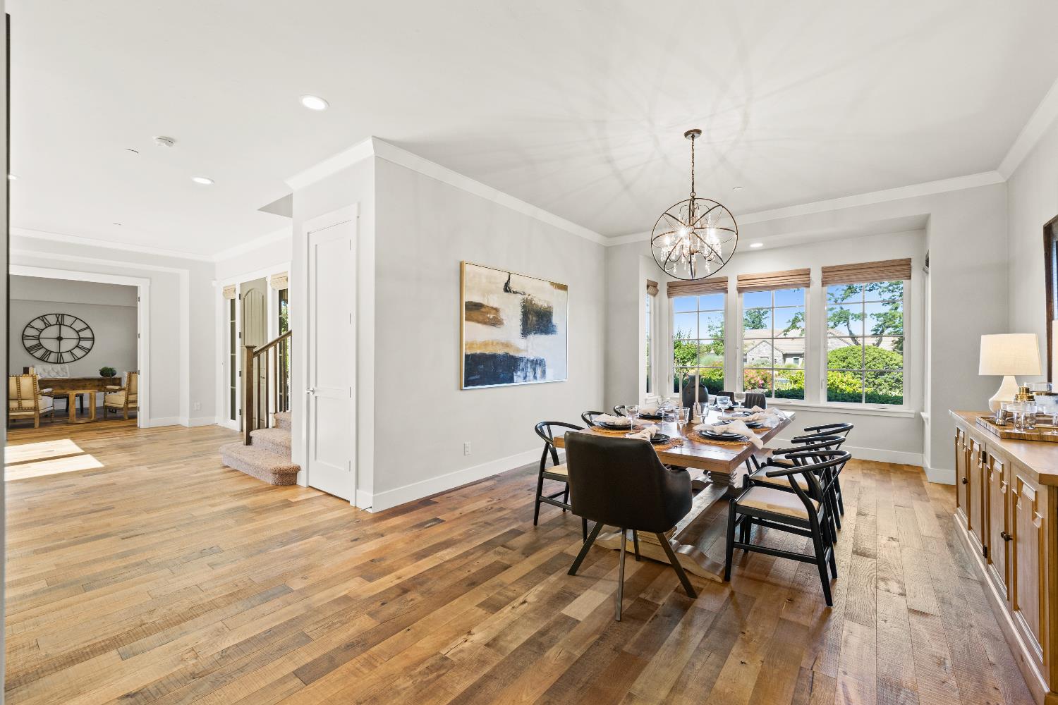 109 Chardin Place