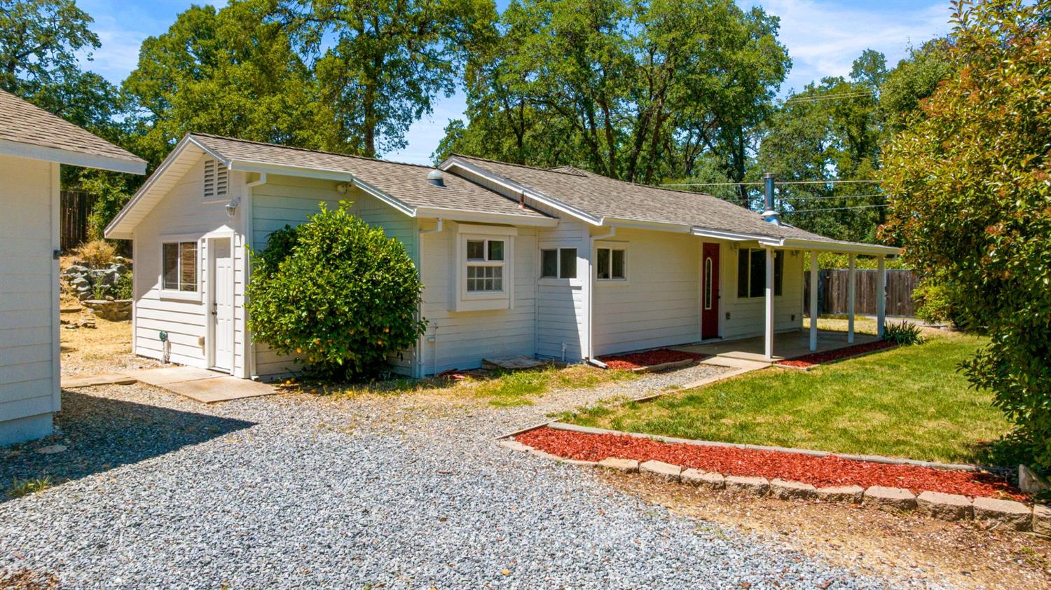 4390 Panorama Drive